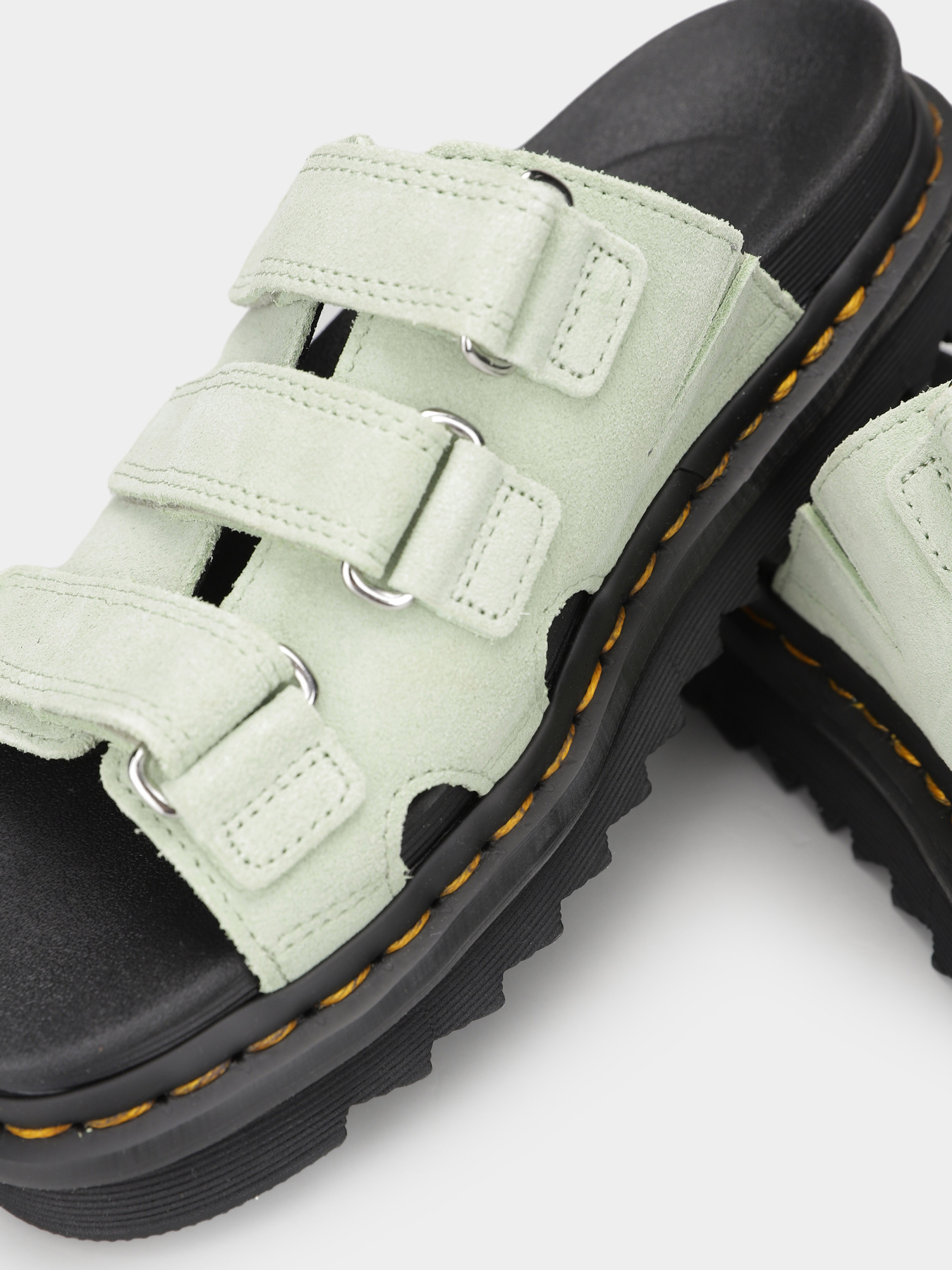 Шльопанці DR. MARTENS модель 40521300 Фото