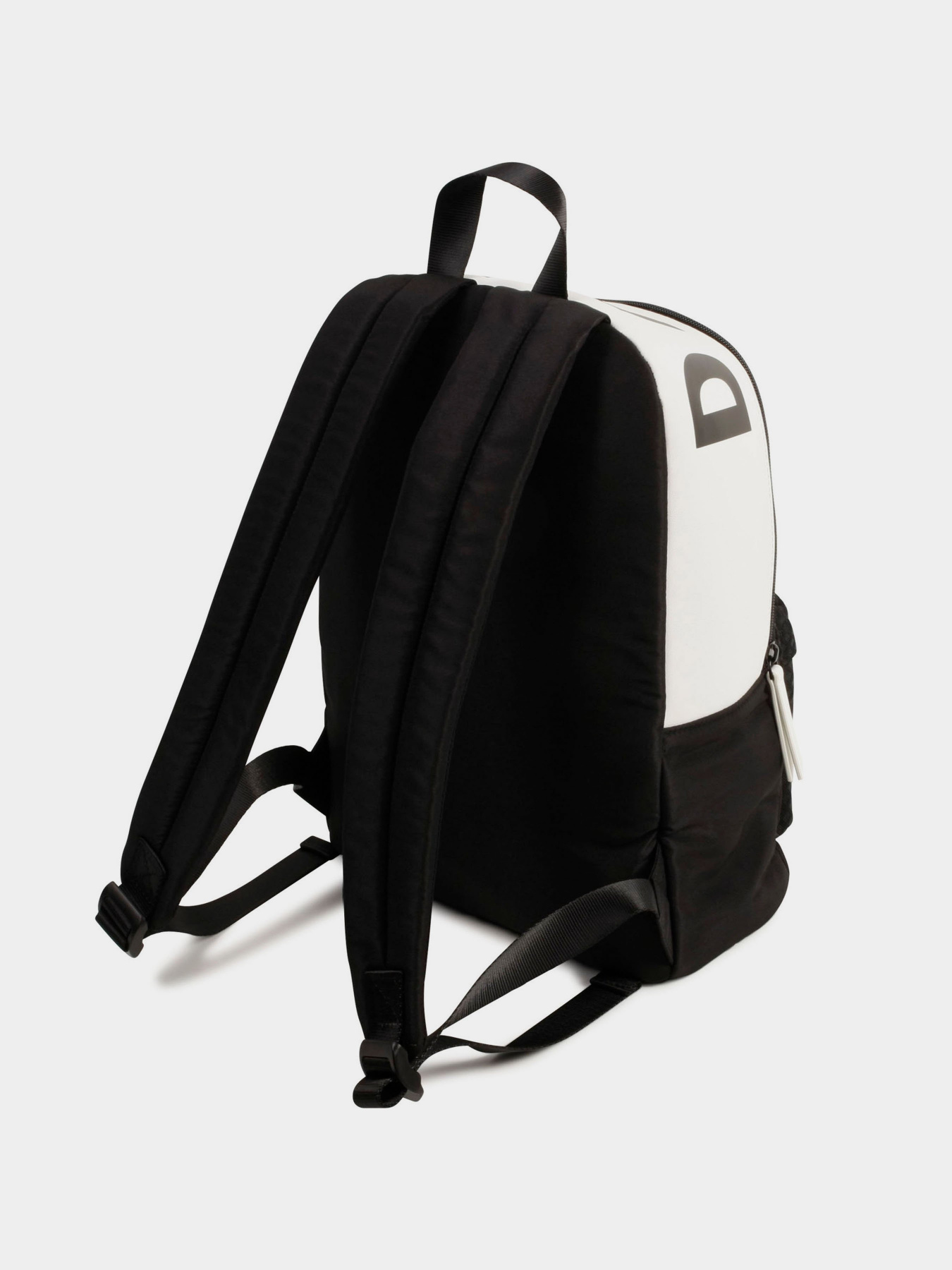 Рюкзаки DKNY модель D30509/09B Фото