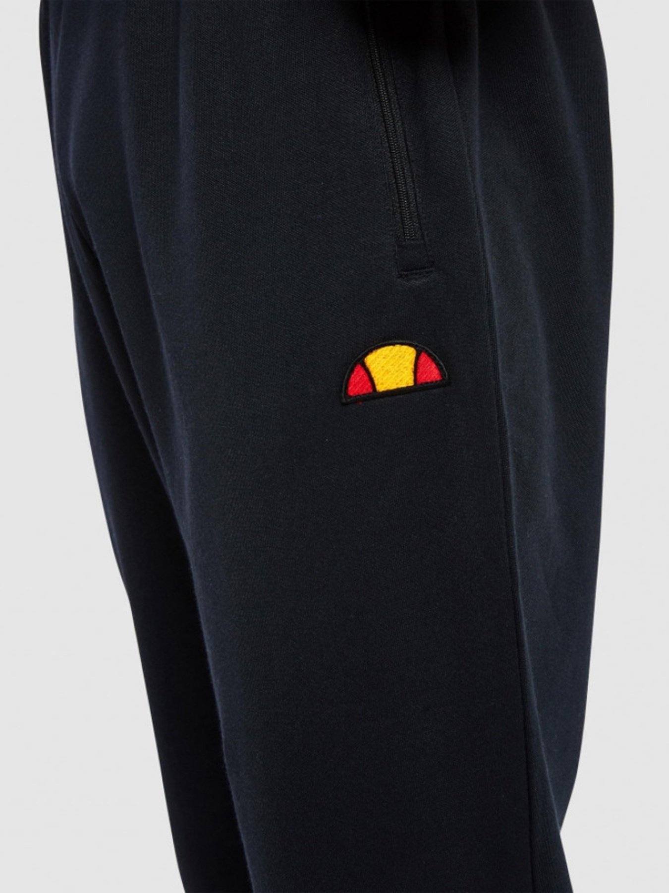 Спортивні штани Ellesse модель SHI04351-BLACK Спортивні штани Ellesse модель SHI04351-BLACK Фото