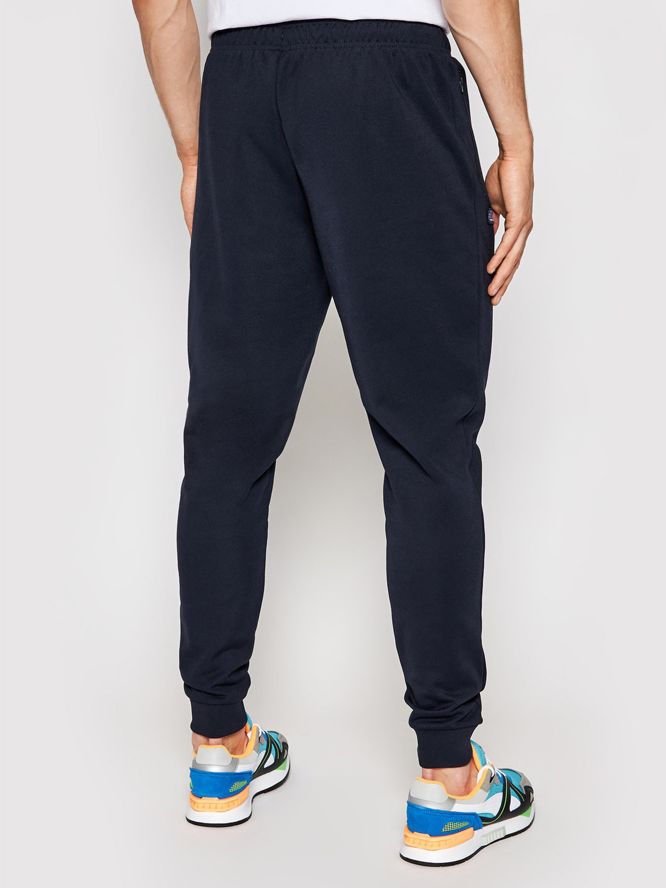 Штаны спортивные Ellesse модель SHI04351-NAVY Штаны спортивные Ellesse модель SHI04351-NAVY Фото