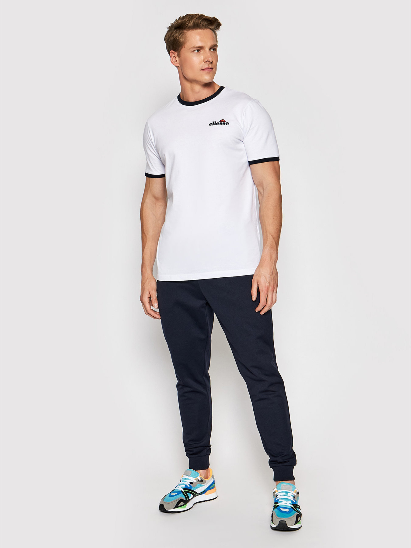 Штаны спортивные Ellesse модель SHI04351-NAVY Штаны спортивные Ellesse модель SHI04351-NAVY Фото