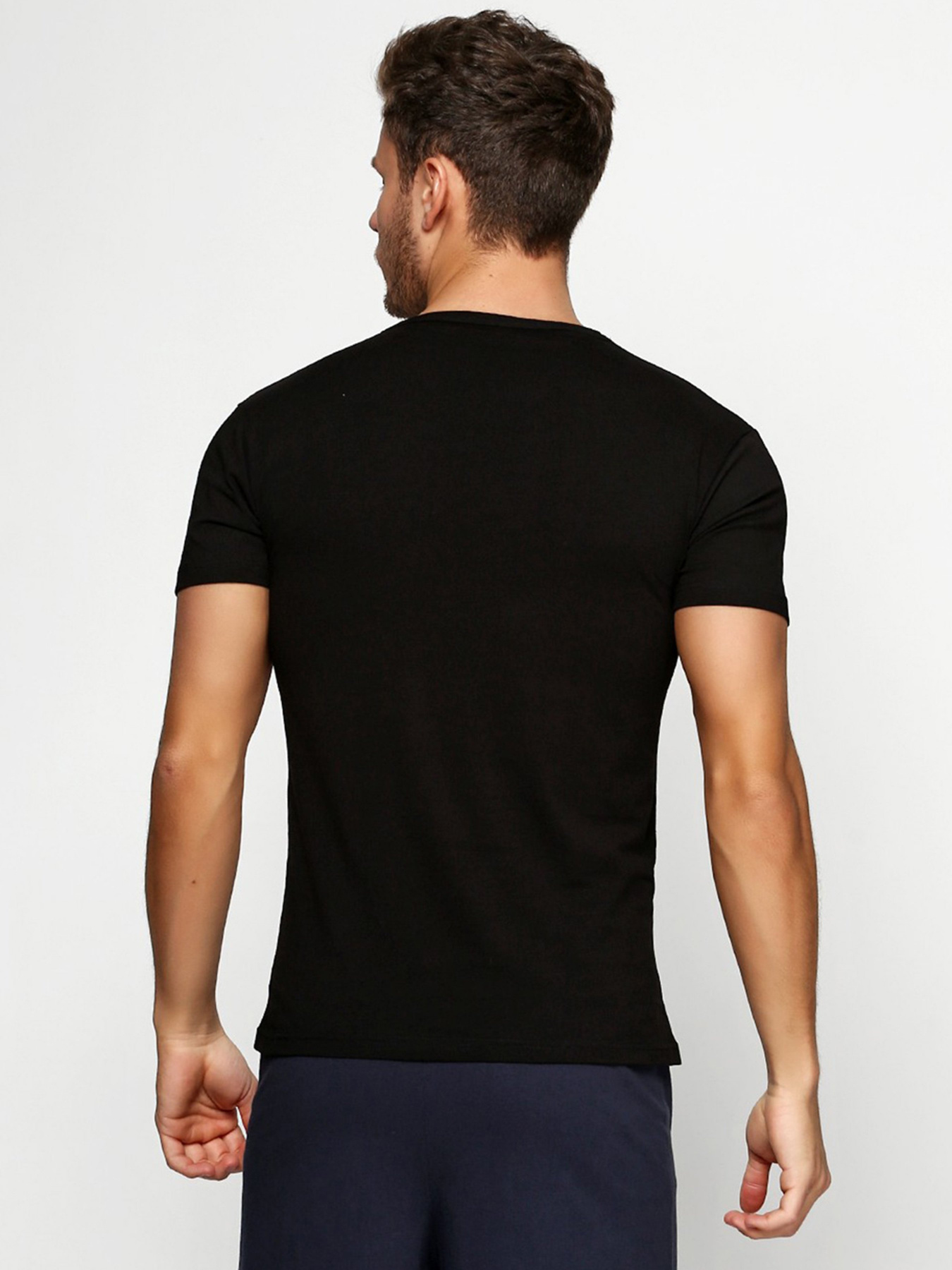 Футболки и поло Emy модель 6110 Футболка чоловіча-Черный Фото