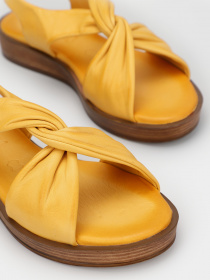 Сандалії Caprice модель 9-9-28208-20-600 Фото