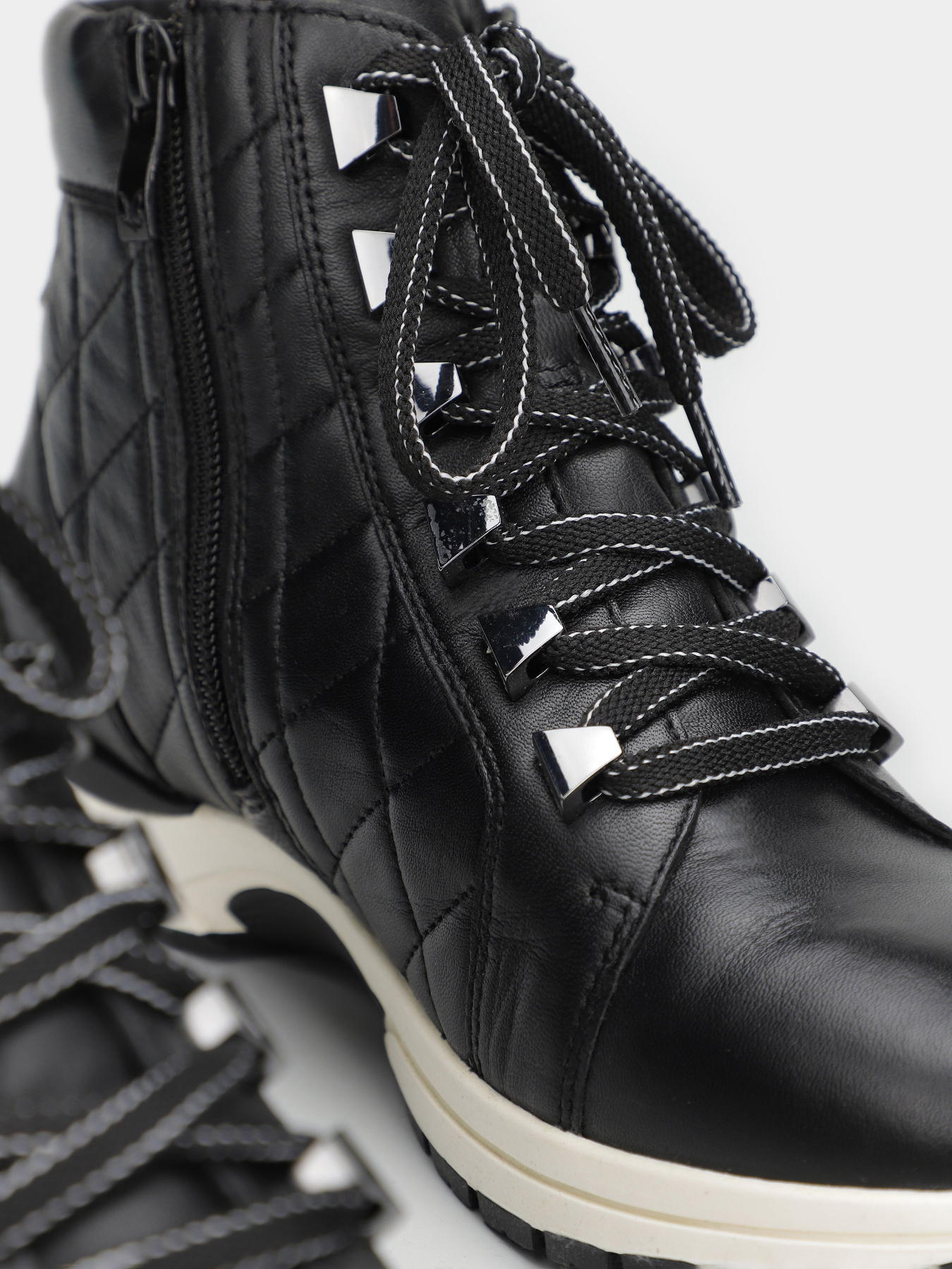 Ботинки Caprice модель 9-25252-43-022 Фото