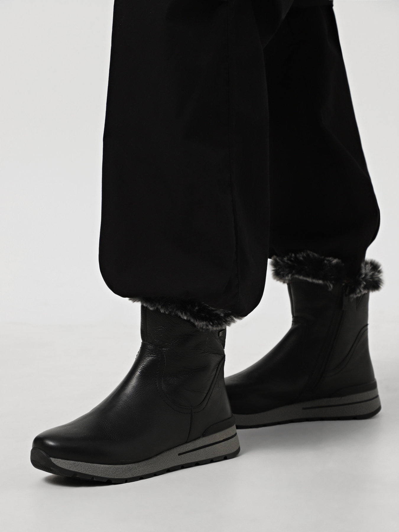 Ботинки Caprice модель 9-26411-43-022 Фото