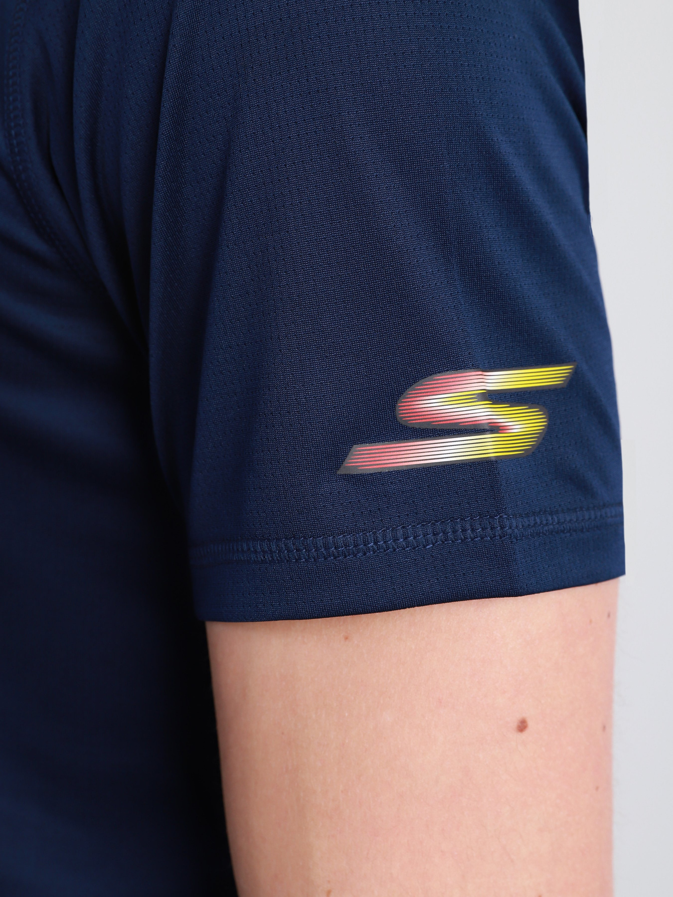 Футболка Skechers Performance модель EMTS3 NVY Фото