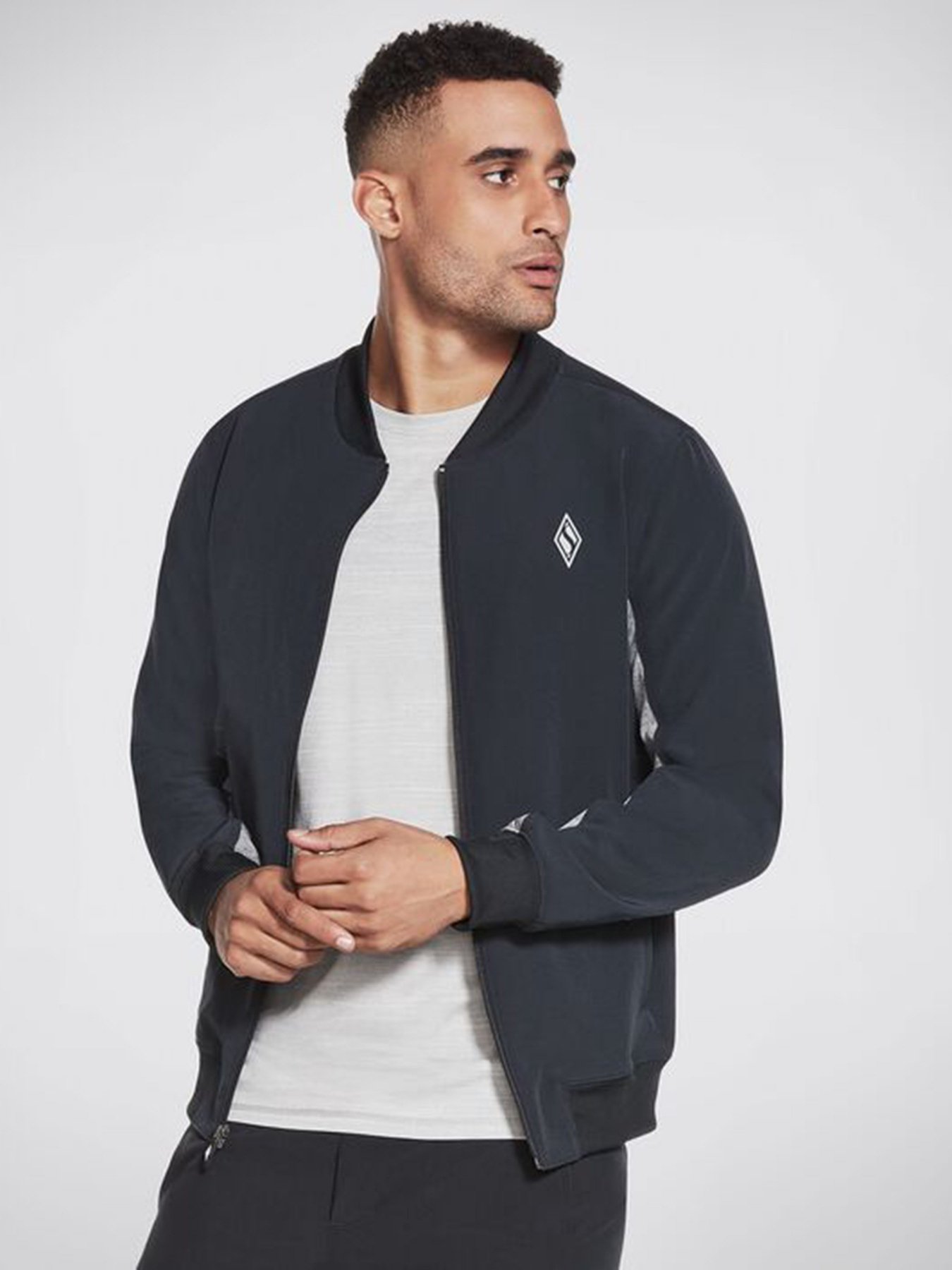 Спортивная кофта Skechers GOWALK Wear модель M1JA126 BLK Фото