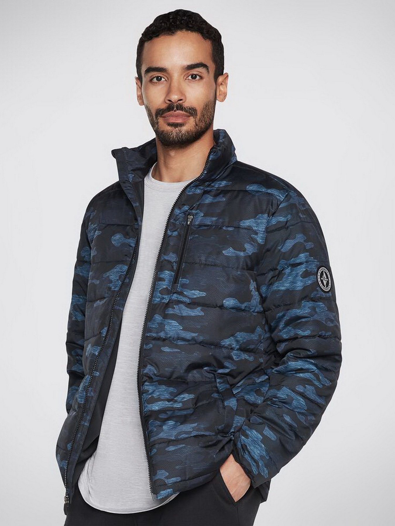 Зимняя куртка Skechers GOWALK Trail модель MJA256 NVMT Фото