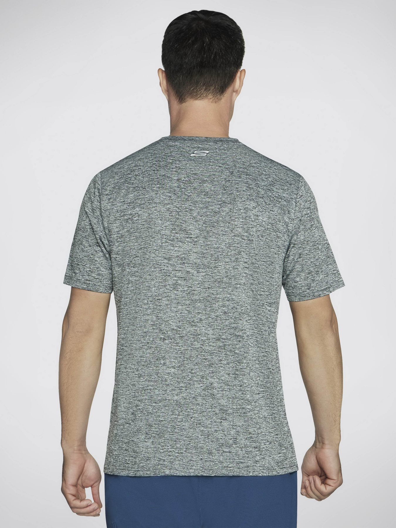 Футболка Skechers GO DRI Charge Tee модель TS84 CHAR Фото