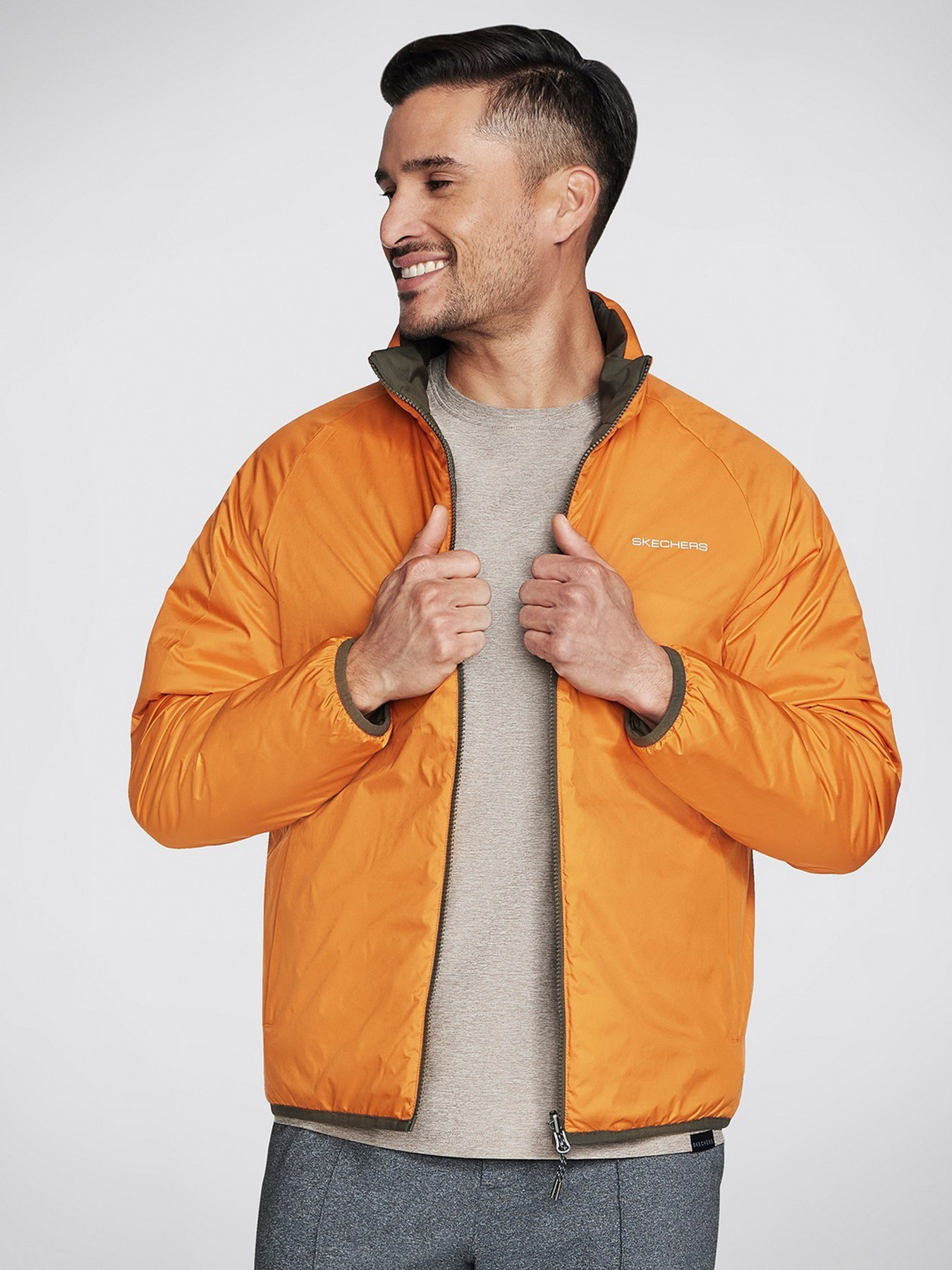 Демисезонная куртка Skechers GO Shield Altitude Reversible модель JA139 BROL Фото