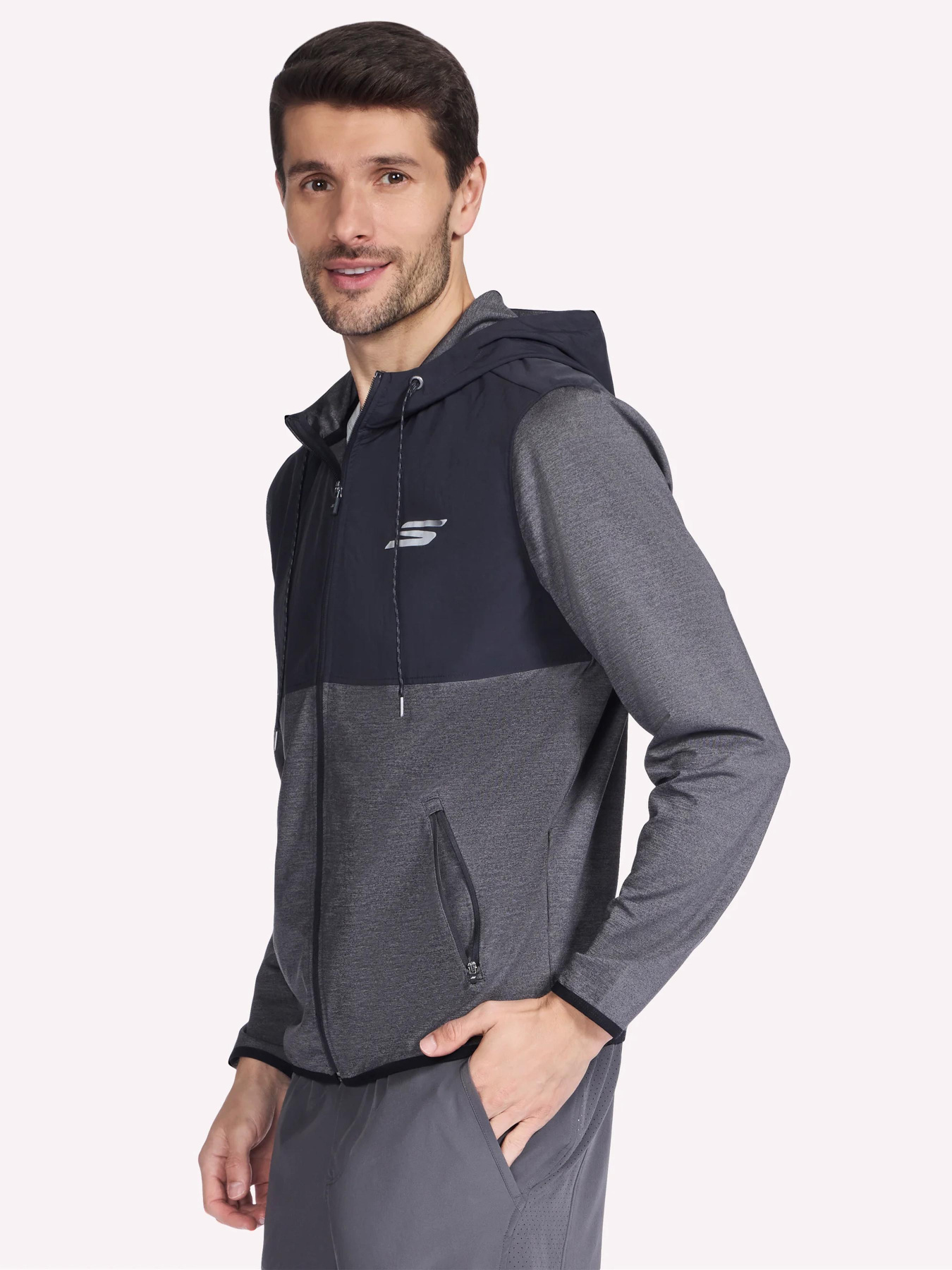 Спортивная кофта Skechers модель JA319HK BKCC Спортивная кофта Skechers модель JA319HK BKCC Фото