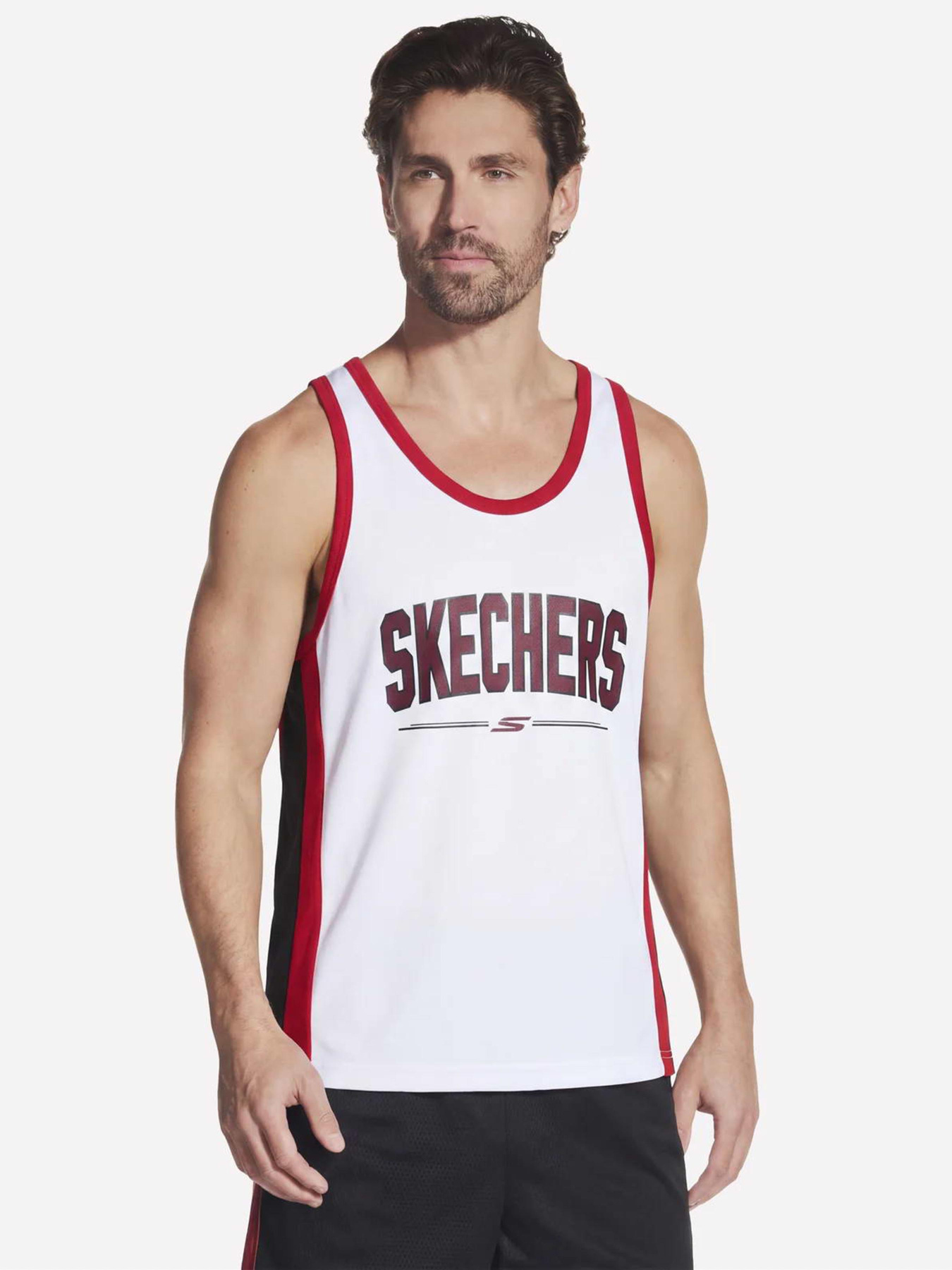 Футболки и поло Skechers SKECHERS STREET JERSEY модель TT157 WHT Футболки и поло Skechers SKECHERS STREET JERSEY модель TT157 WHT Фото