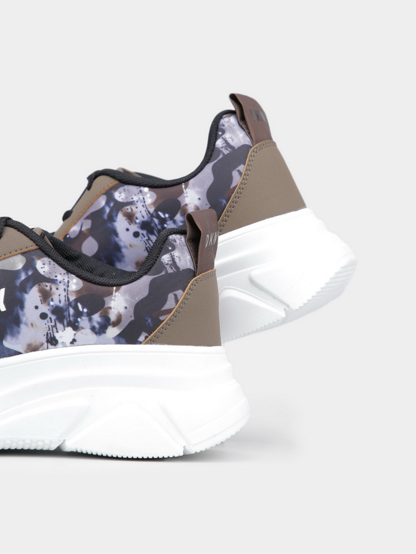 Кроссовки DKNY модель D29036/642 Фото