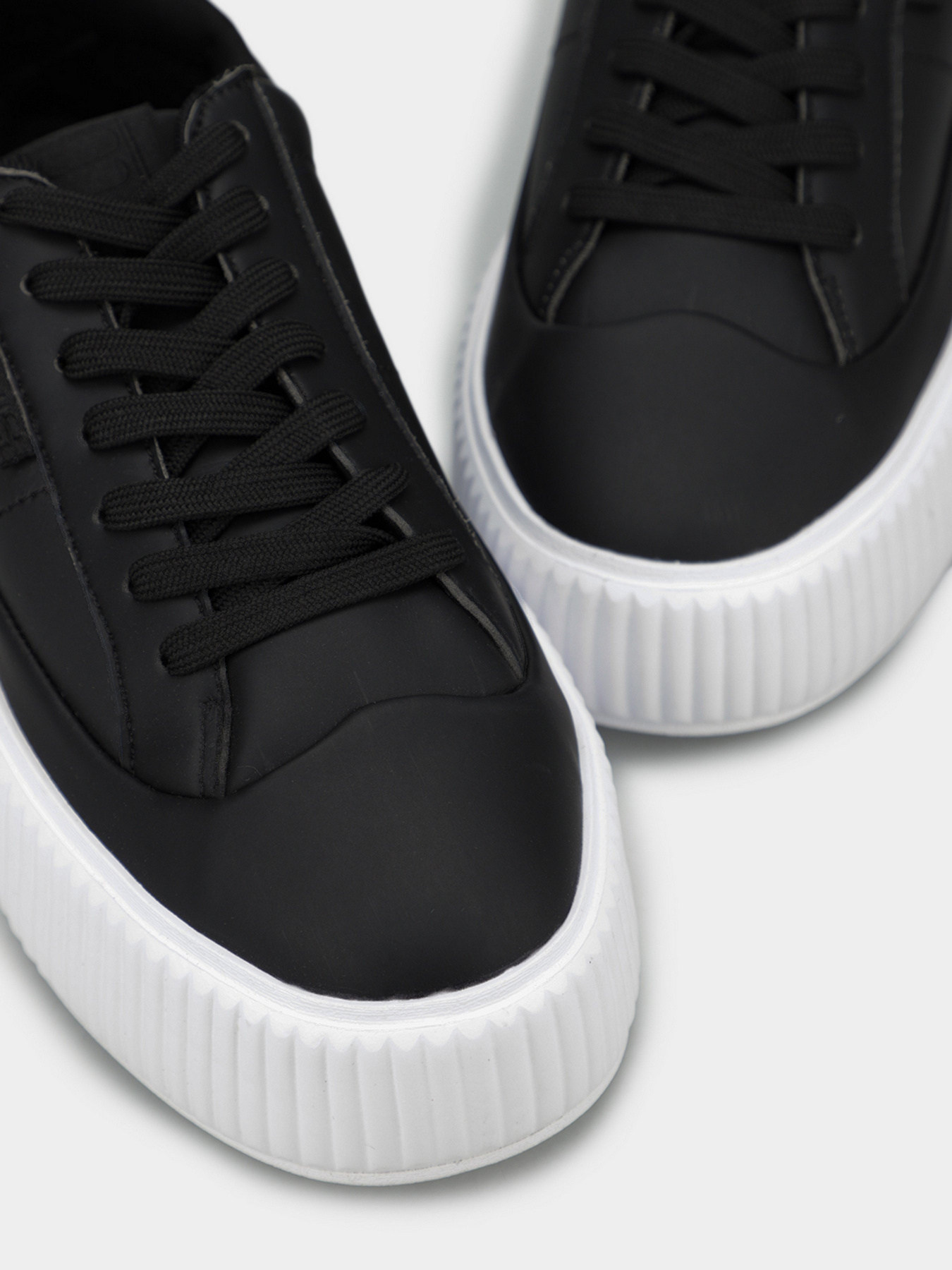 Кеды низкие FILA Sandblast Oversole модель 5CM01621-013 Фото