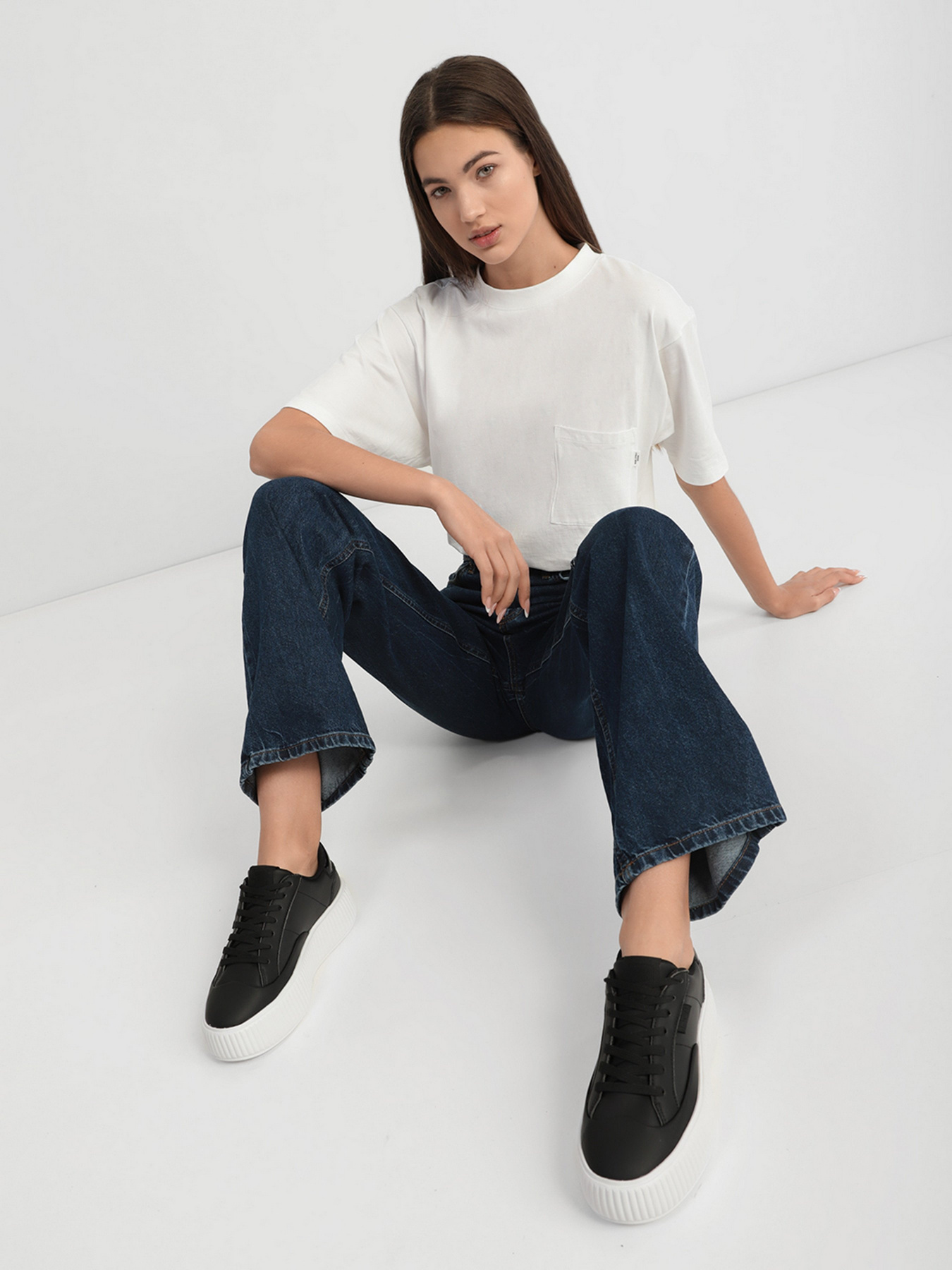 Кеди низькі FILA Sandblast Oversole модель 5CM01621-013 Фото