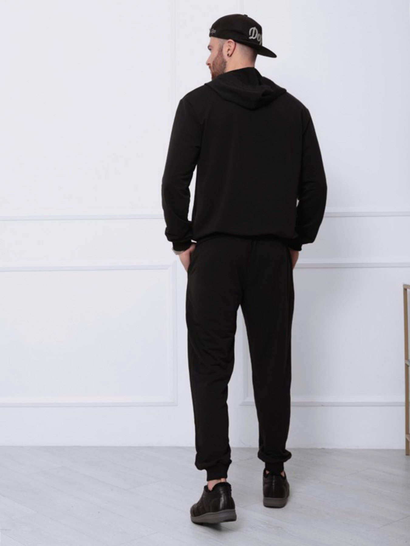 Спортивный костюм ISSA Plus модель GN-411_черный Фото