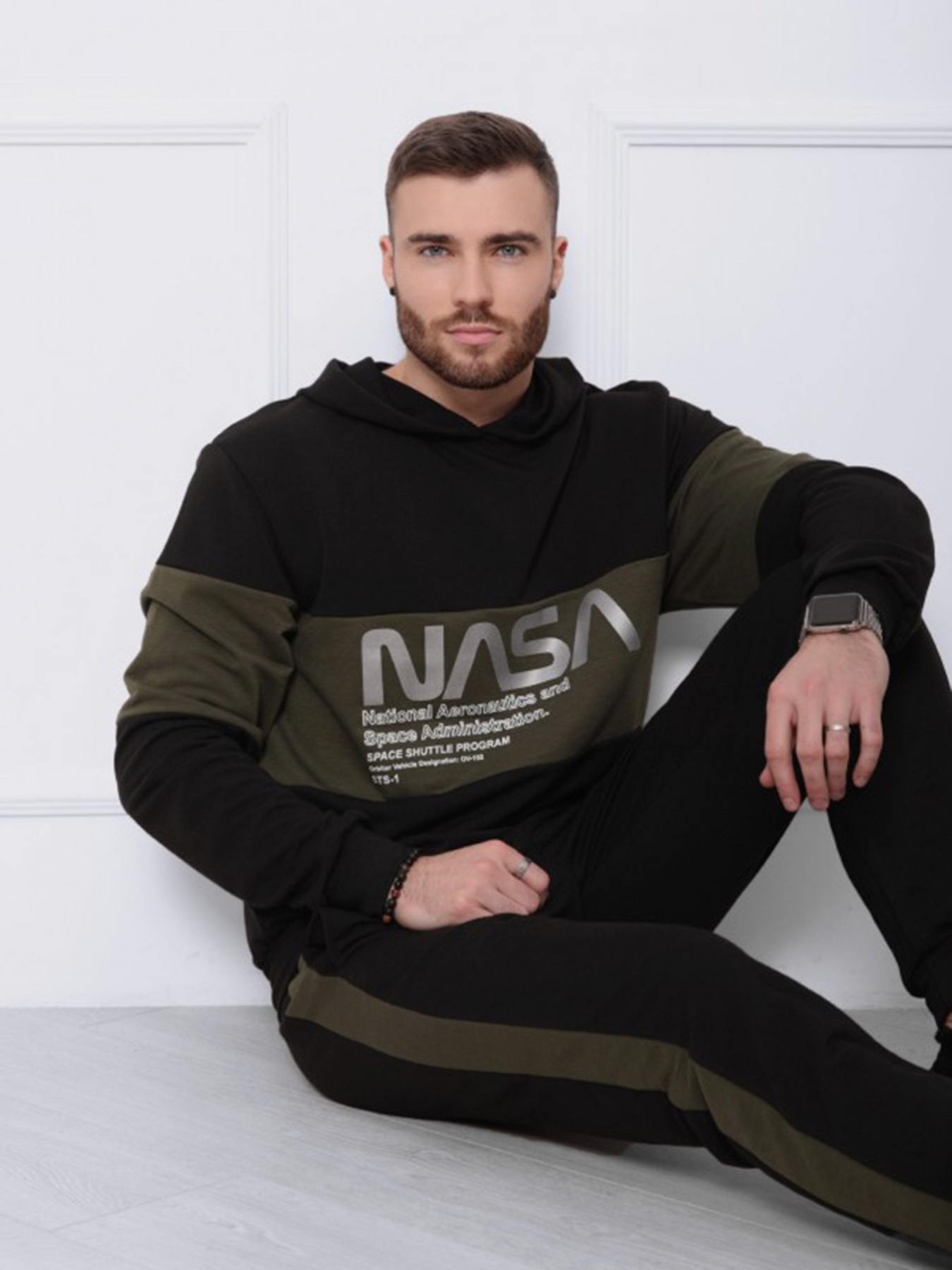 Худи ISSA Plus модель GN-408_черный/хаки Фото