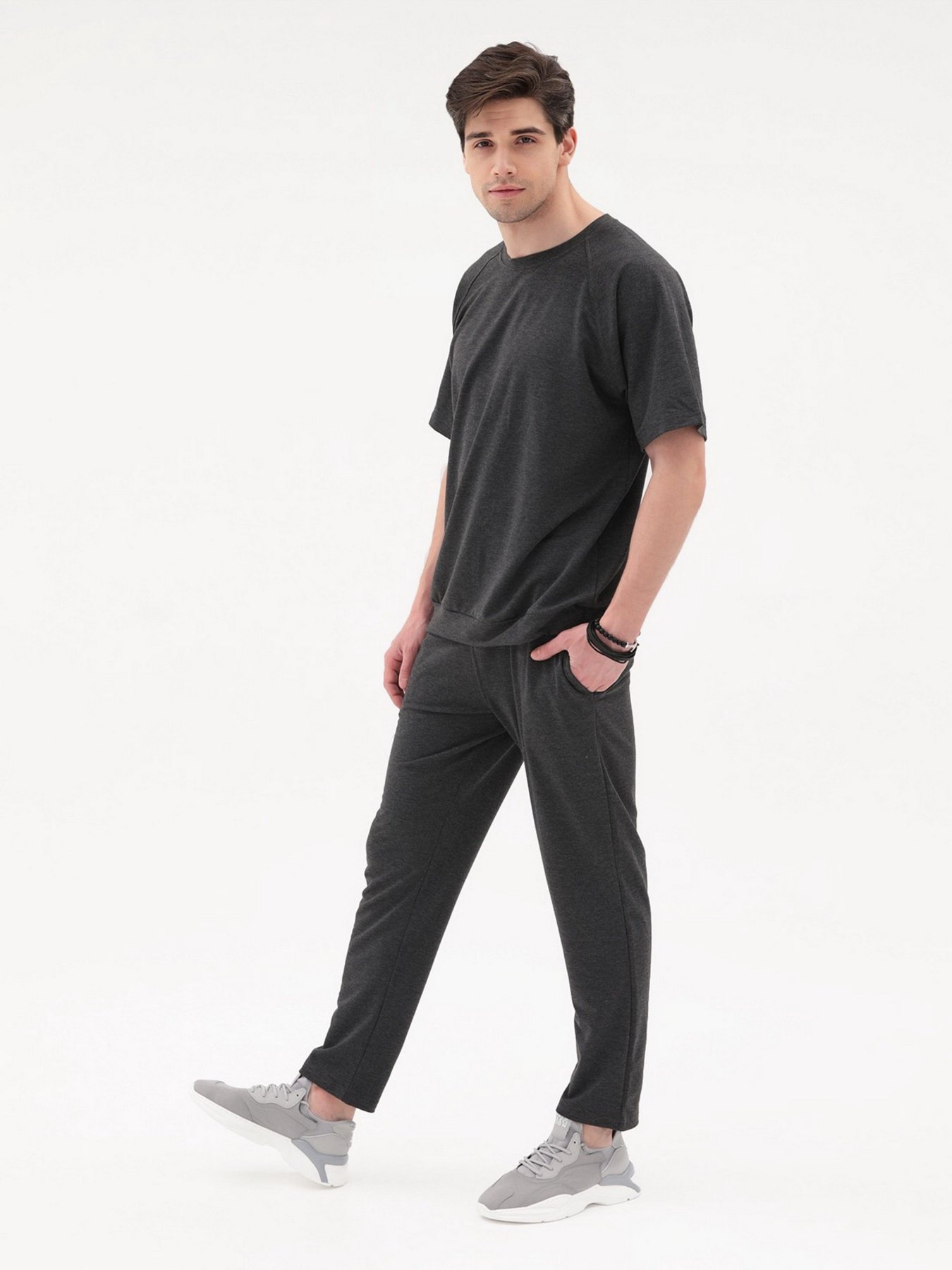 Спортивный комплект ISSA Plus модель GN-426_темно-серый Фото