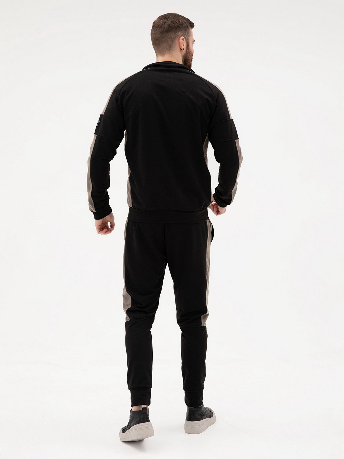 Спортивный костюм ISSA Plus модель SG-15_черный/хаки Фото