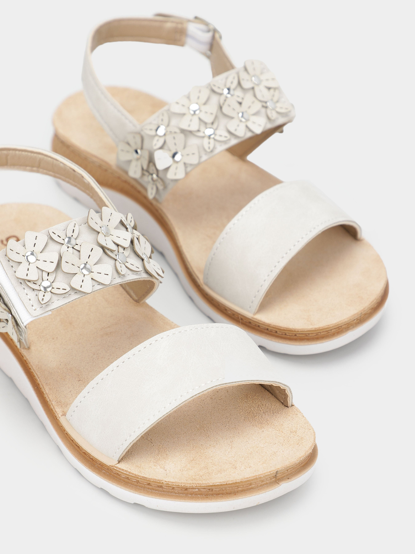 Сандалії Gunter Модель BIXC Фото