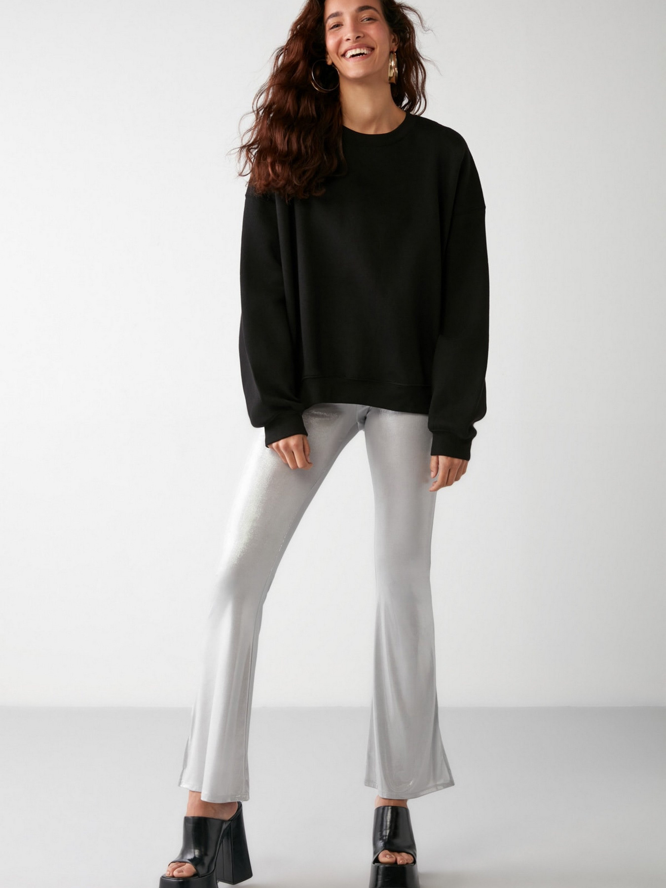 Світшот Grimelange Susana модель SUSANA01092022/Black Фото