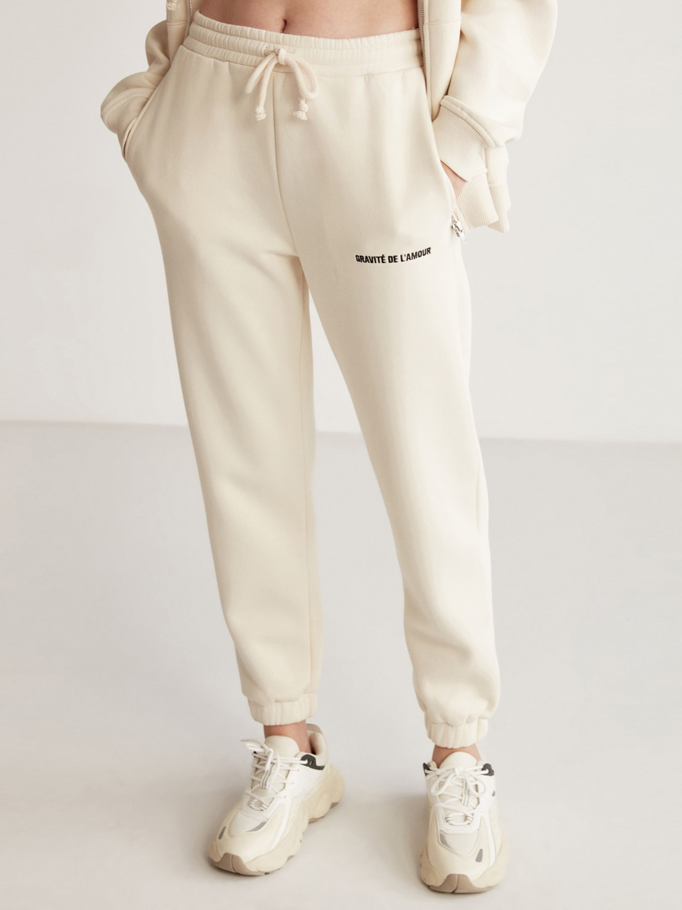 Джоггеры Grimelange Carroline модель CARROLINE01042023/Vanilla Фото
