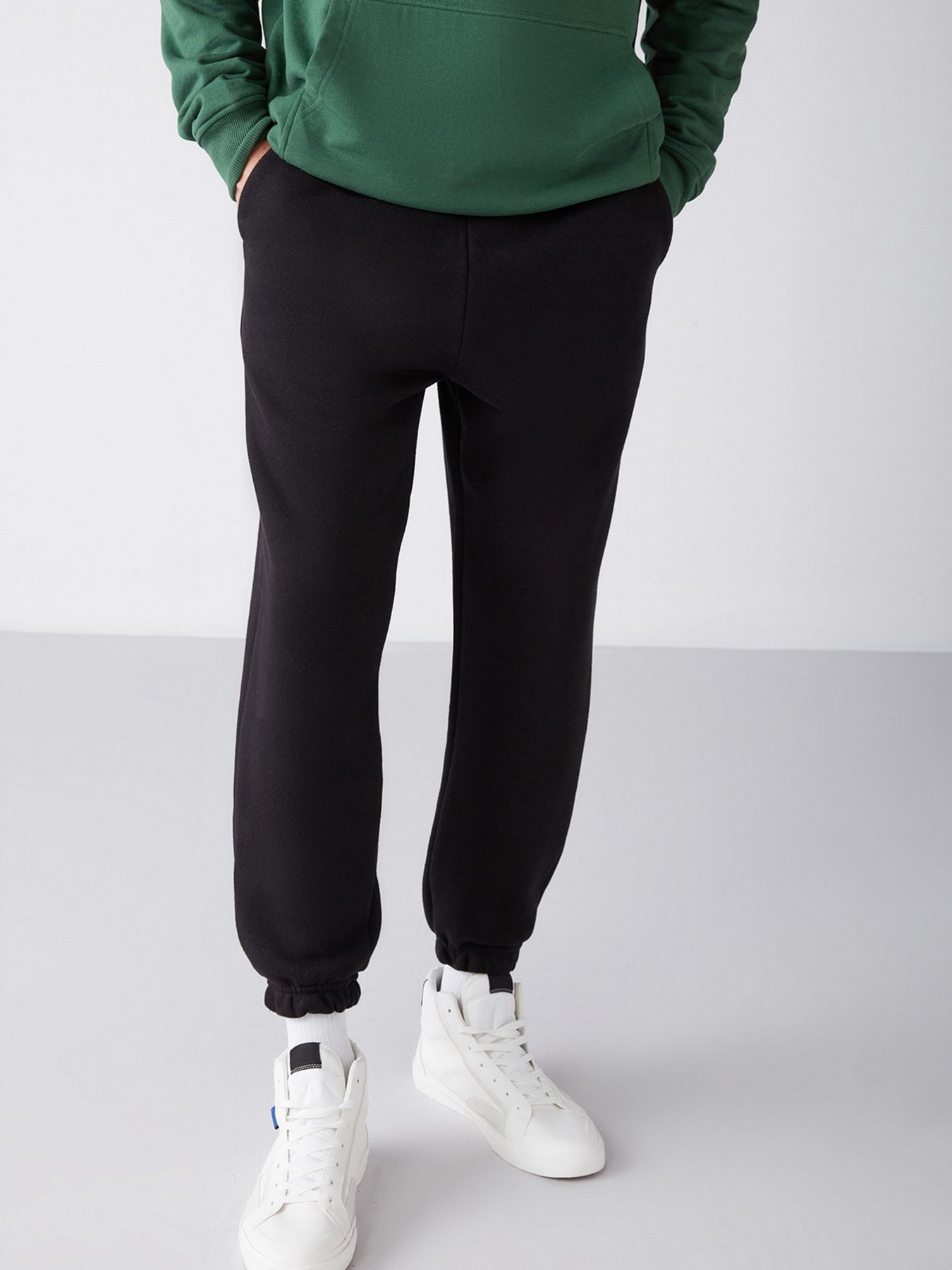 Джоггеры Grimelange Inside модель INSIDE01092022/Black Фото