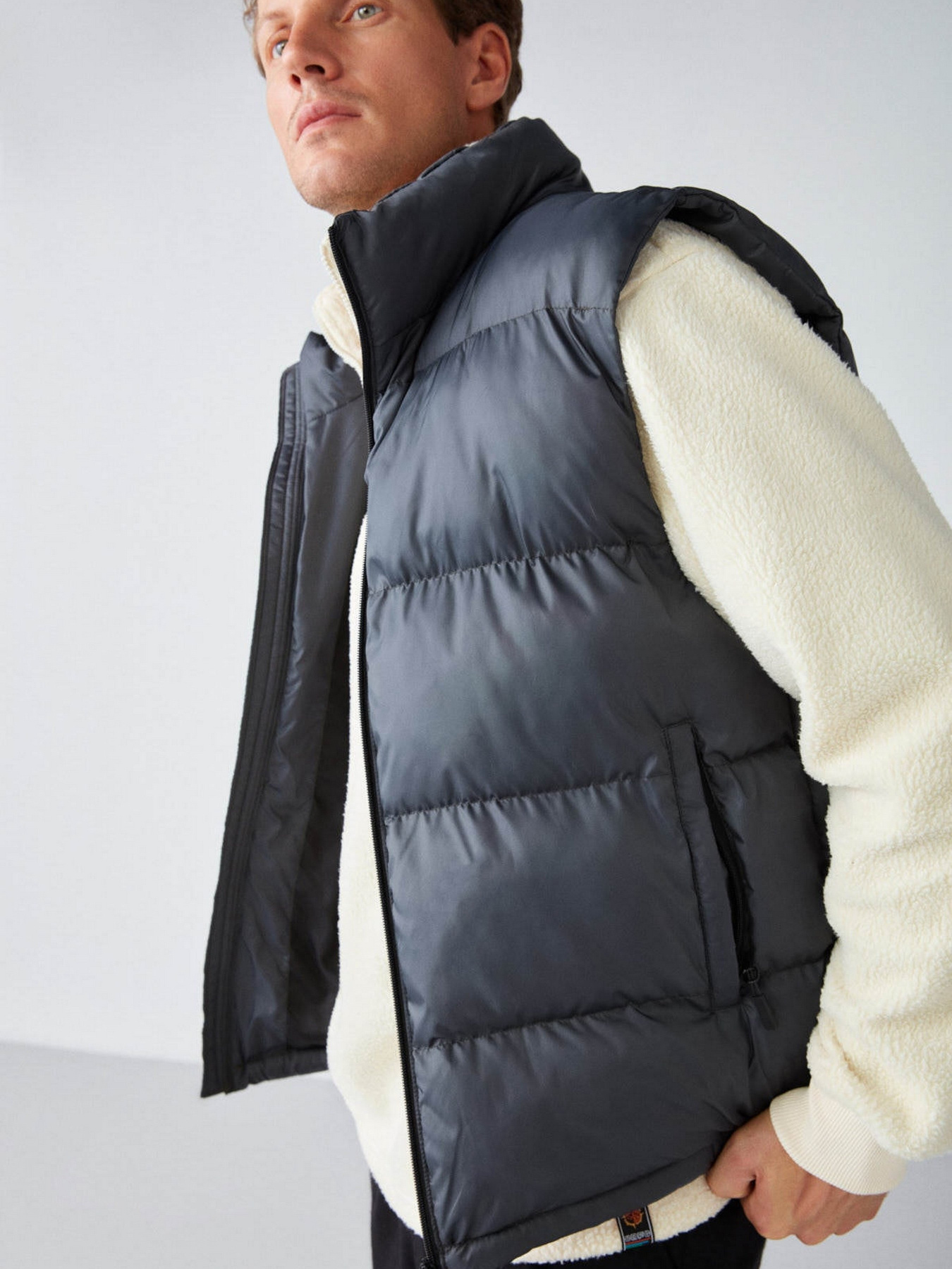 Жилет з утеплювачем Grimelange Lennon модель LENNON01092022/Anthracite Фото