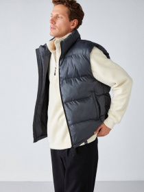 Утепленный жилет Grimelange Lennon модель LENNON01092022/Anthracite Фото