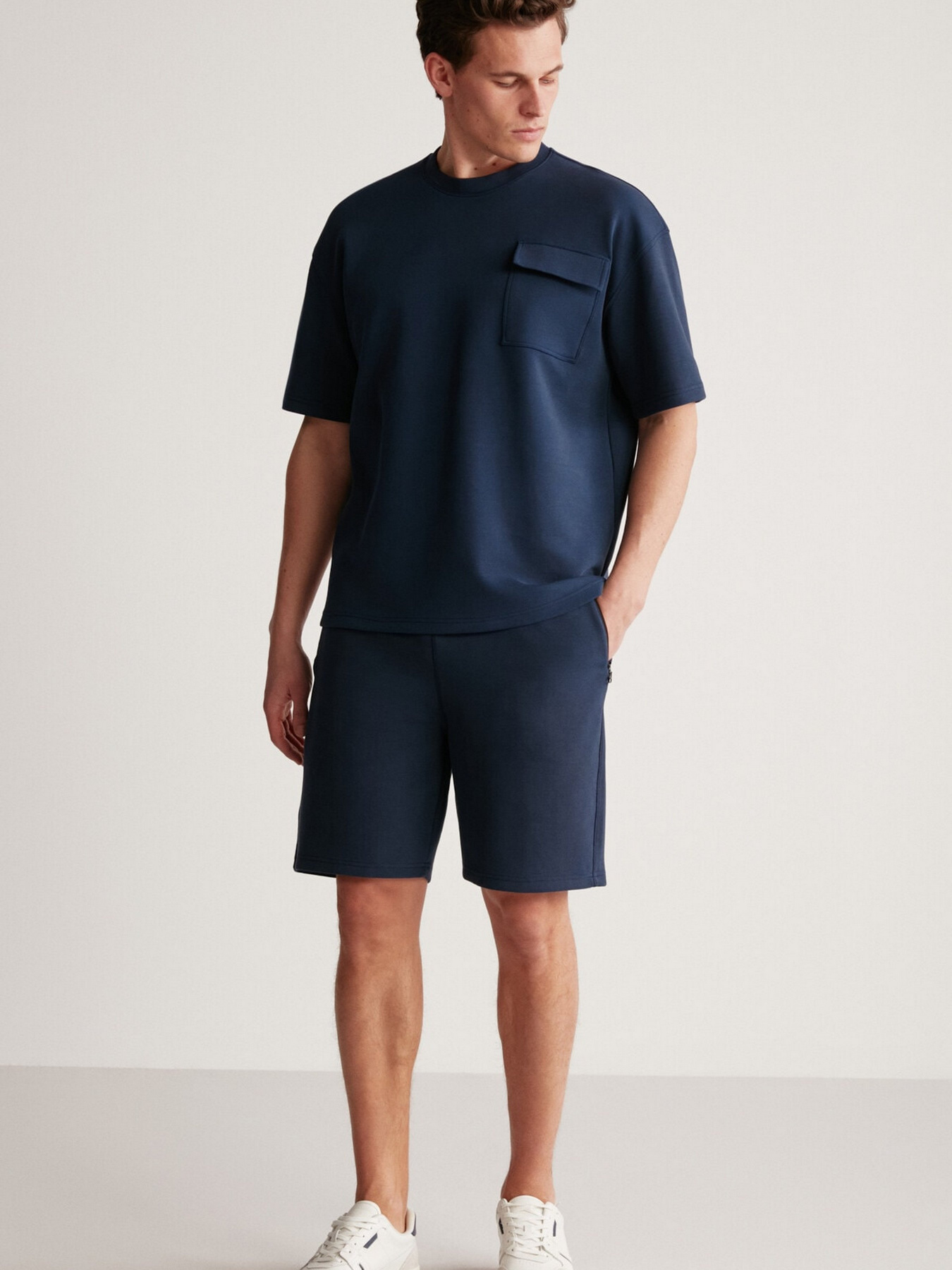 Футболка Grimelange Artur модель ARTUR01042023/Navy Blue Фото