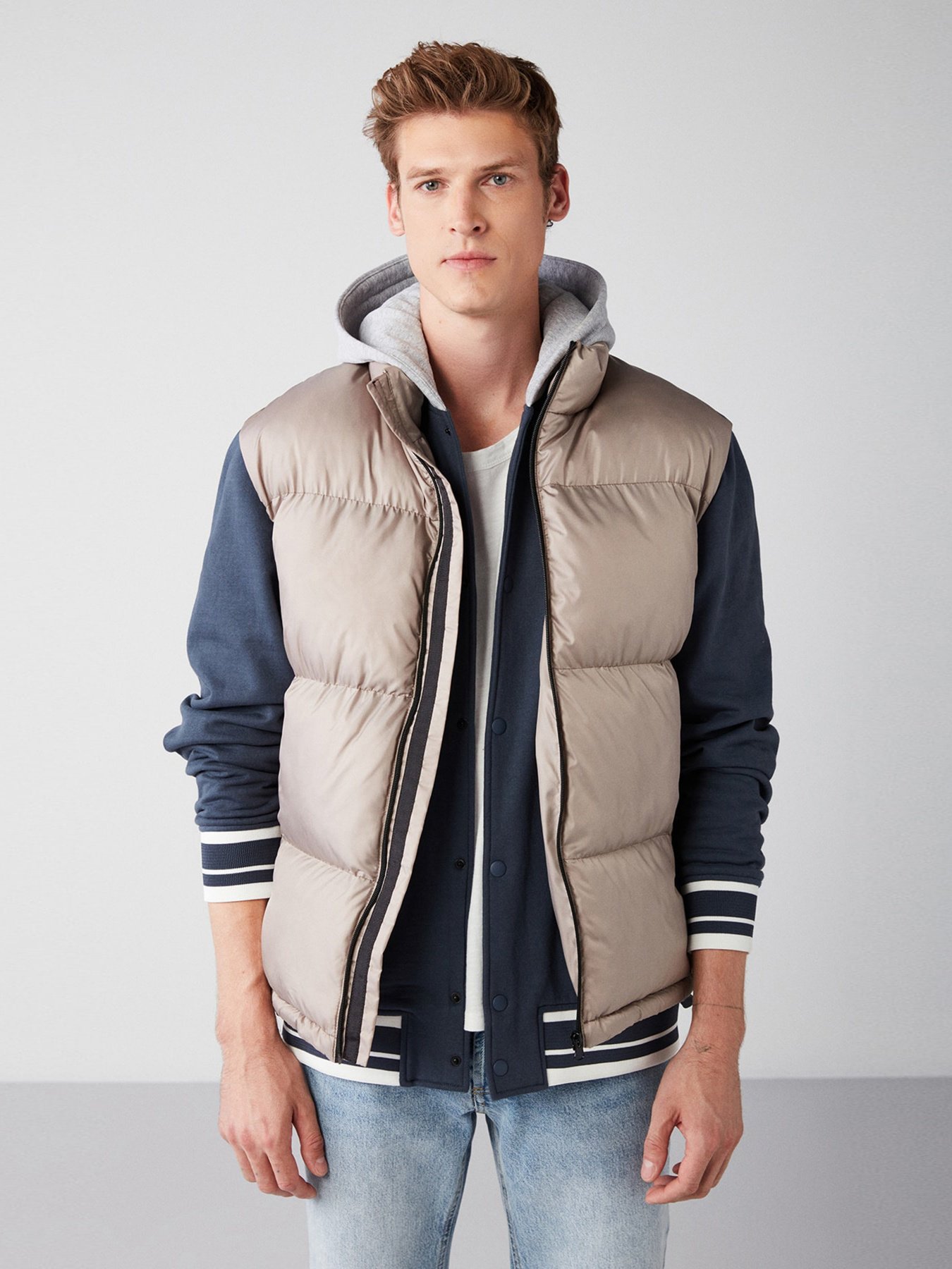 Утепленный жилет Grimelange Lennon модель LENNON01092022/Dark Beige Фото