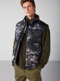 Жилет з утеплювачем Grimelange Lennon модель LENNON01092022/Multicolor Фото