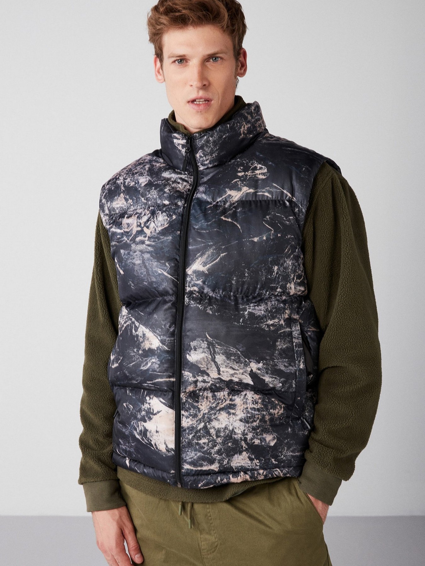 Утепленный жилет Grimelange Lennon модель LENNON01092022/Multicolor Фото