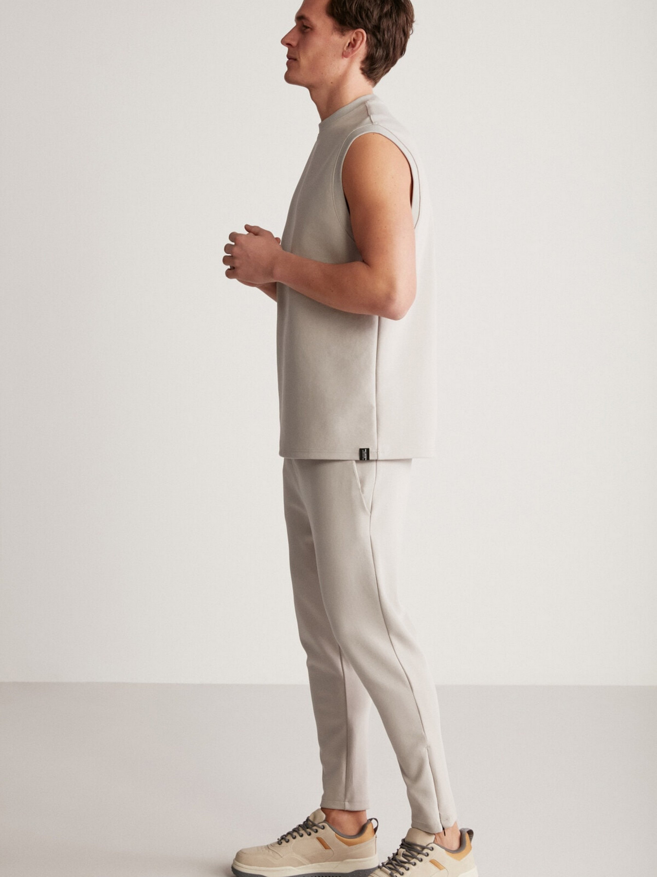 Повседневные штаны Grimelange Nicolas модель NICOLAS01042023/Grey Повседневные штаны Grimelange Nicolas модель NICOLAS01042023/Grey Фото