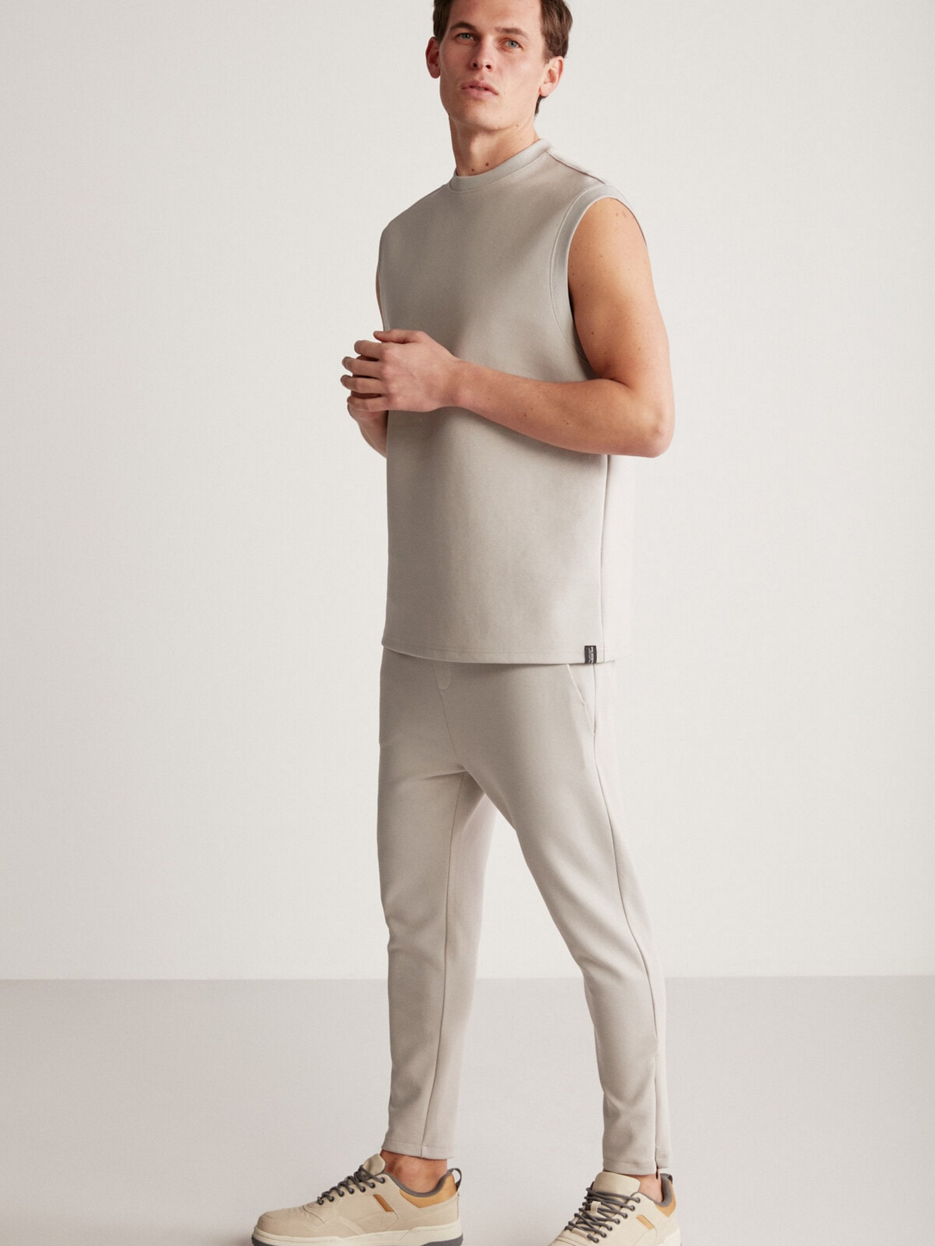 Повседневные штаны Grimelange Nicolas модель NICOLAS01042023/Grey Повседневные штаны Grimelange Nicolas модель NICOLAS01042023/Grey Фото