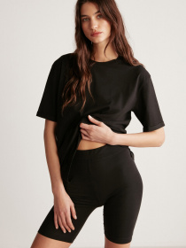 Футболка Grimelange Betsy модель BETSY01042023/Black Футболка Grimelange Betsy модель BETSY01042023/Black Фото