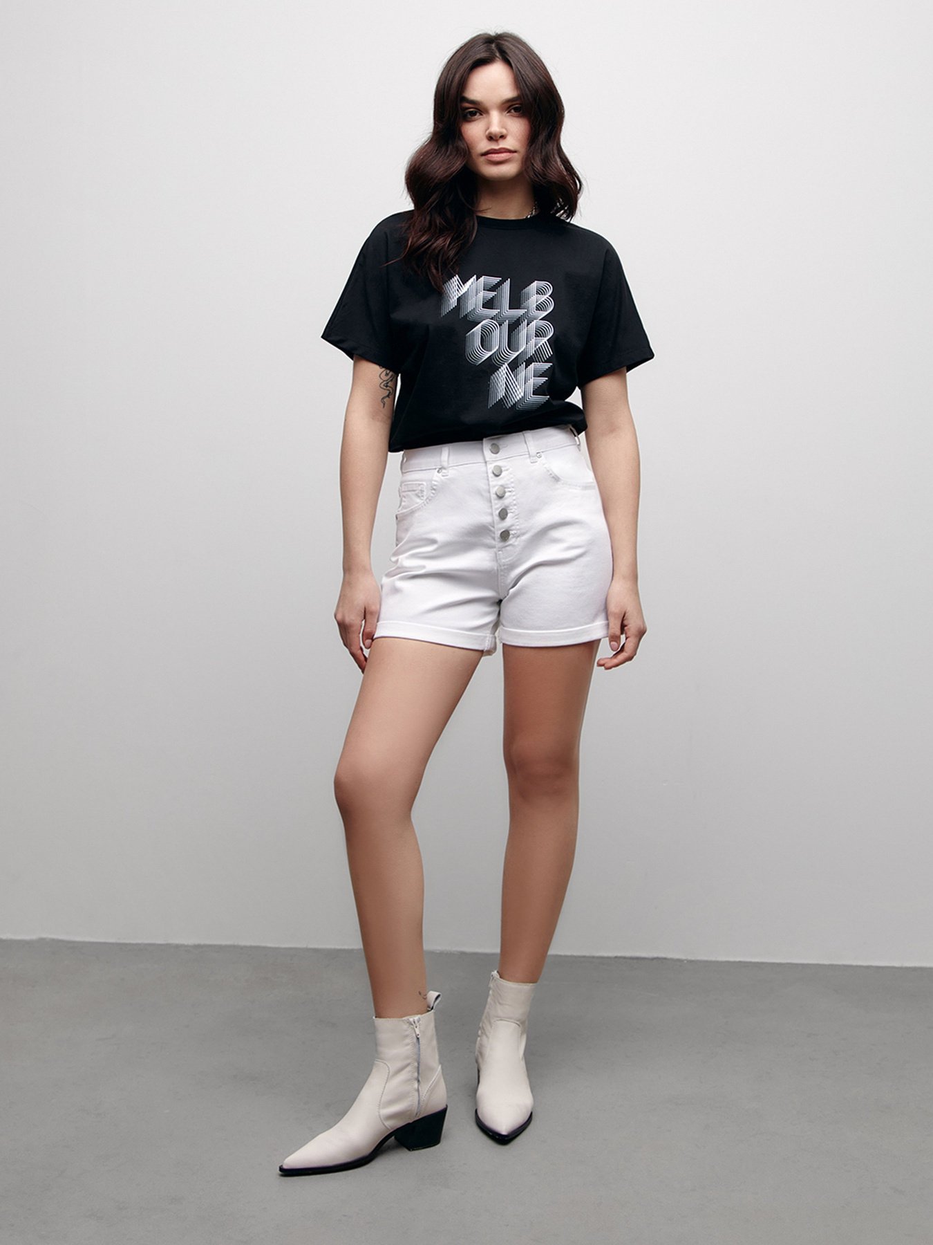 Повседневные шорты Conte Elegant модель CON-449-white Фото