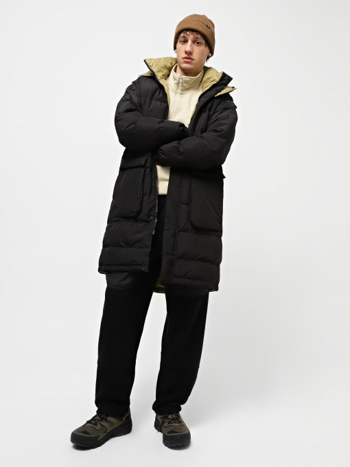 Зимняя куртка Helly Hansen U Reversible модель 53892-990 Зимняя куртка Helly Hansen U Reversible модель 53892-990 Фото