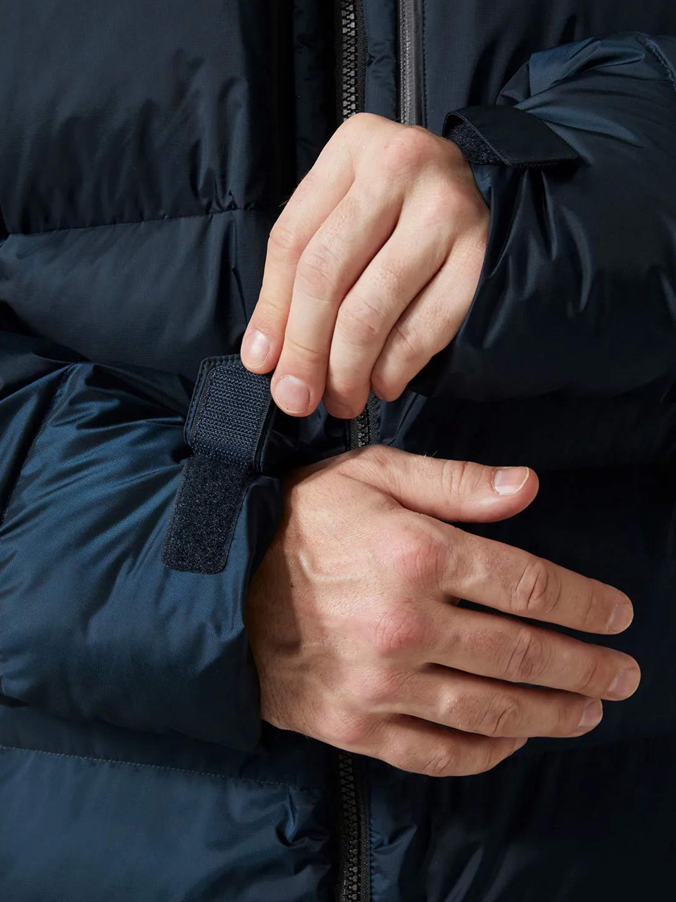 Парка Helly Hansen Puffy модель 53996-574 Фото