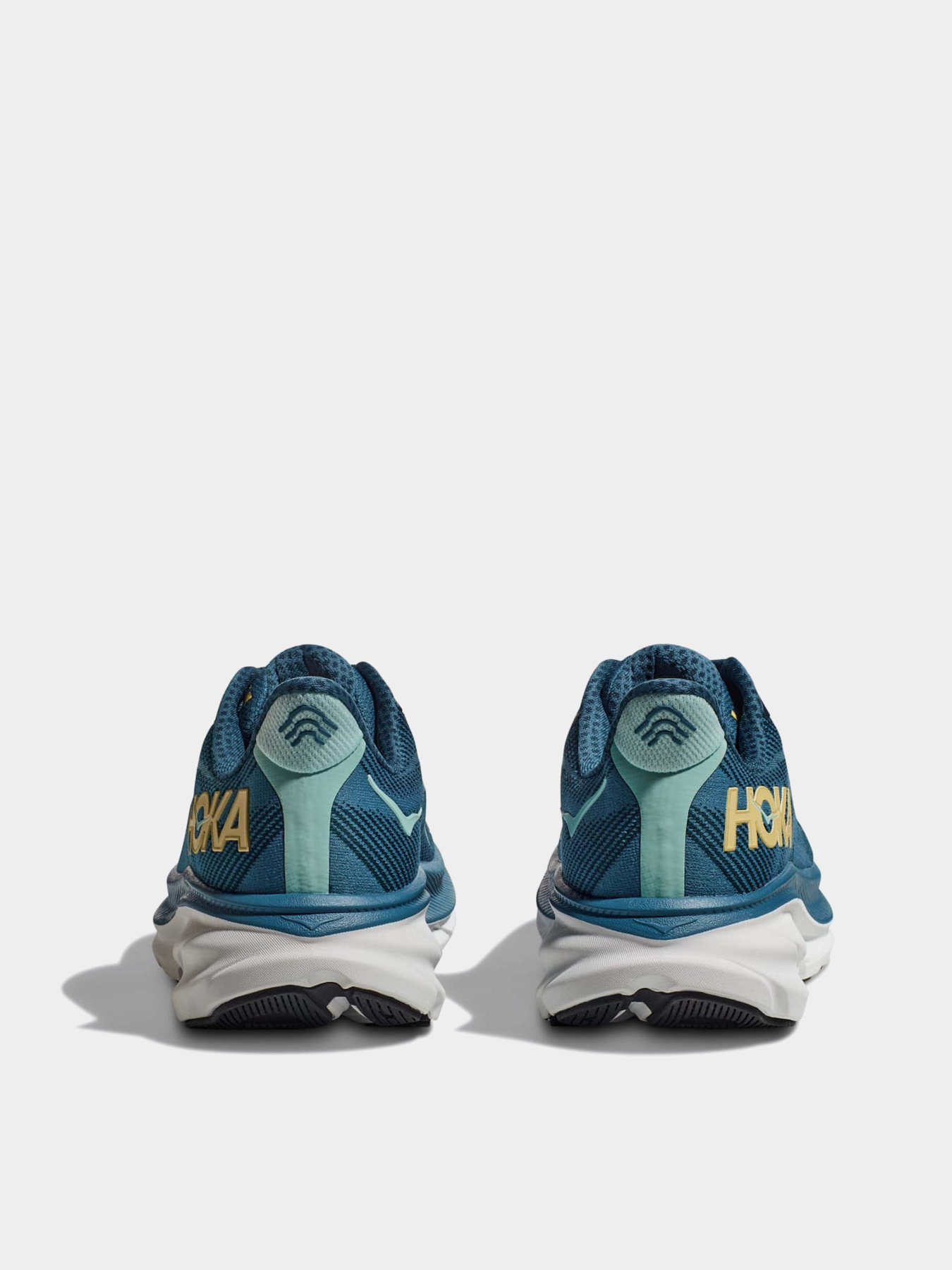 Кросівки для бігу HOKA CLIFTON 9 модель 1127895-MOBS Фото