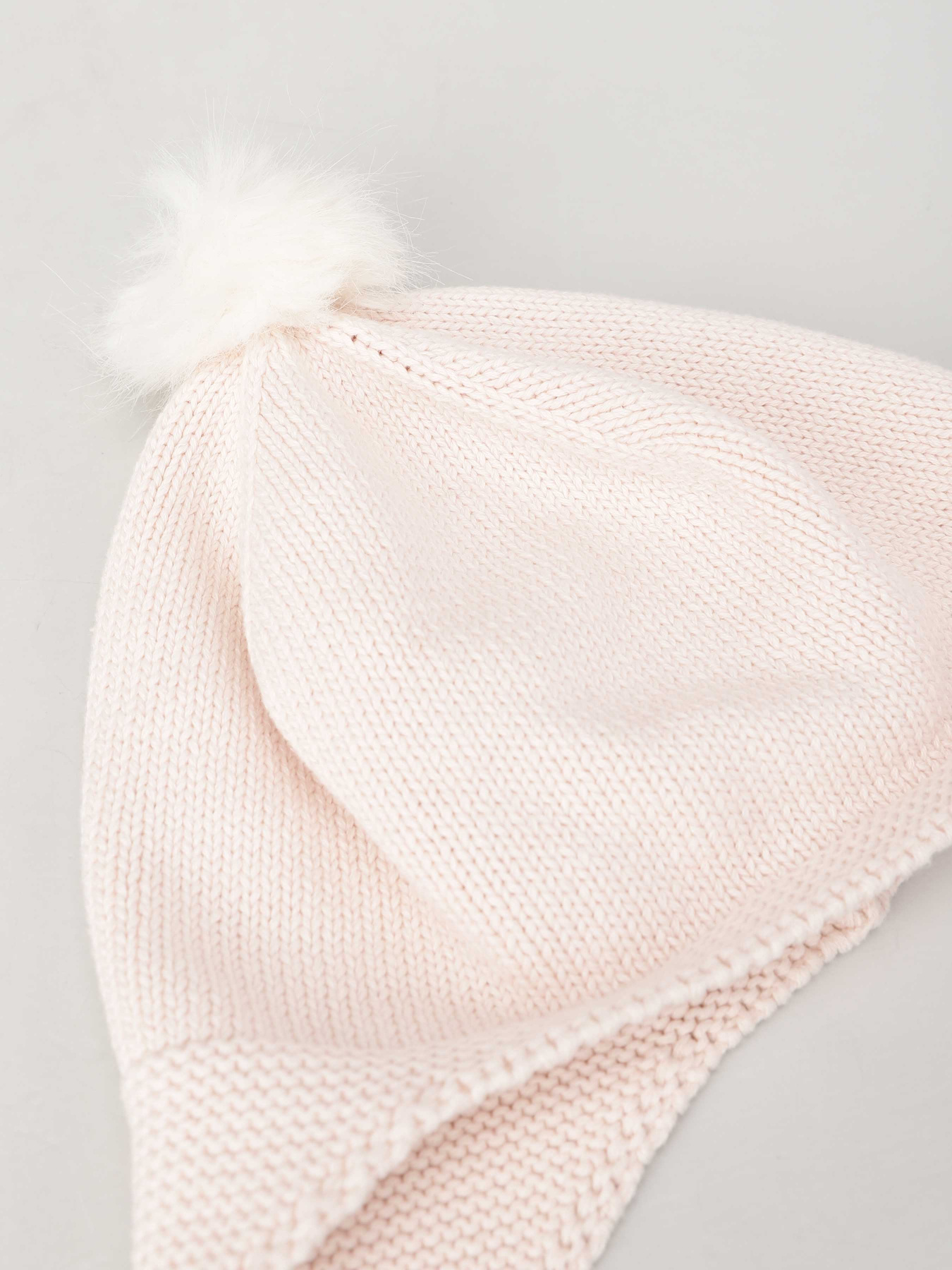 Шапка H&M модель 0778505_с.бежевий Фото