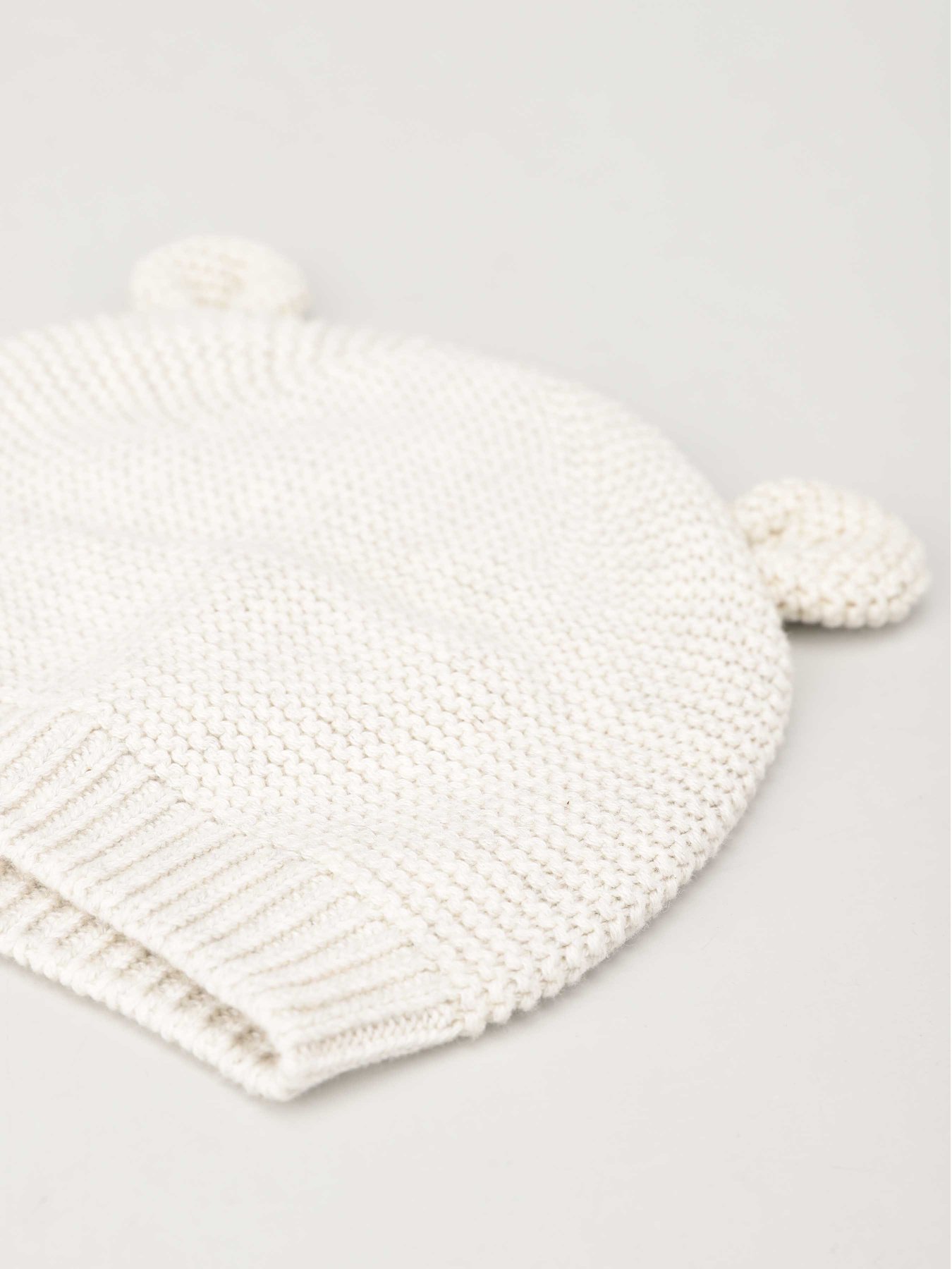 Шапка H&M модель 0824748_с.сірий Фото