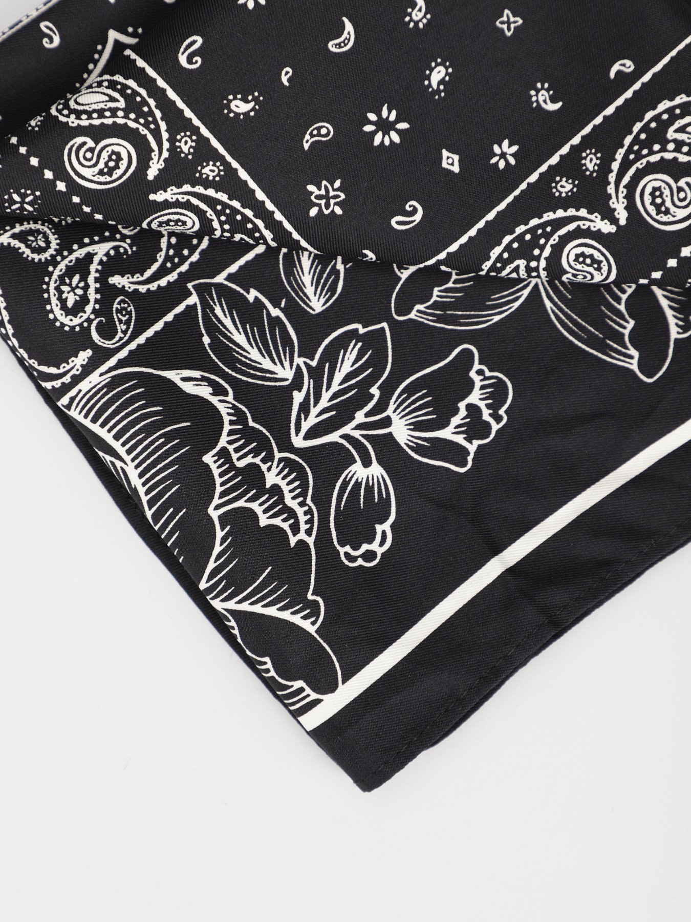 Платок H&M модель 0500435_комб. Фото