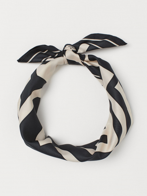 Платок H&M модель 0817192_чорний з с.бежевим Фото