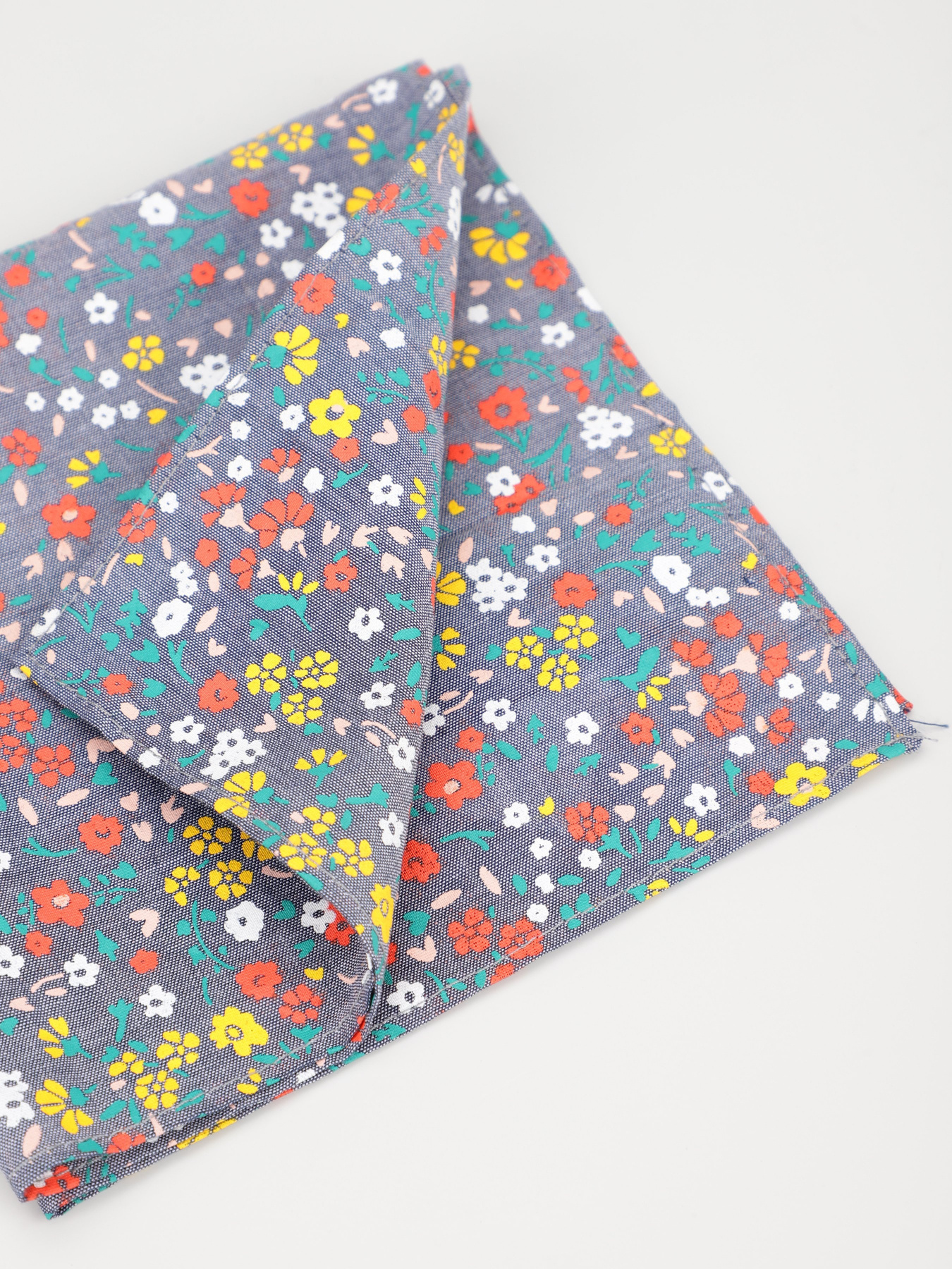 Платок H&M модель 0778829_сірий комб. Фото