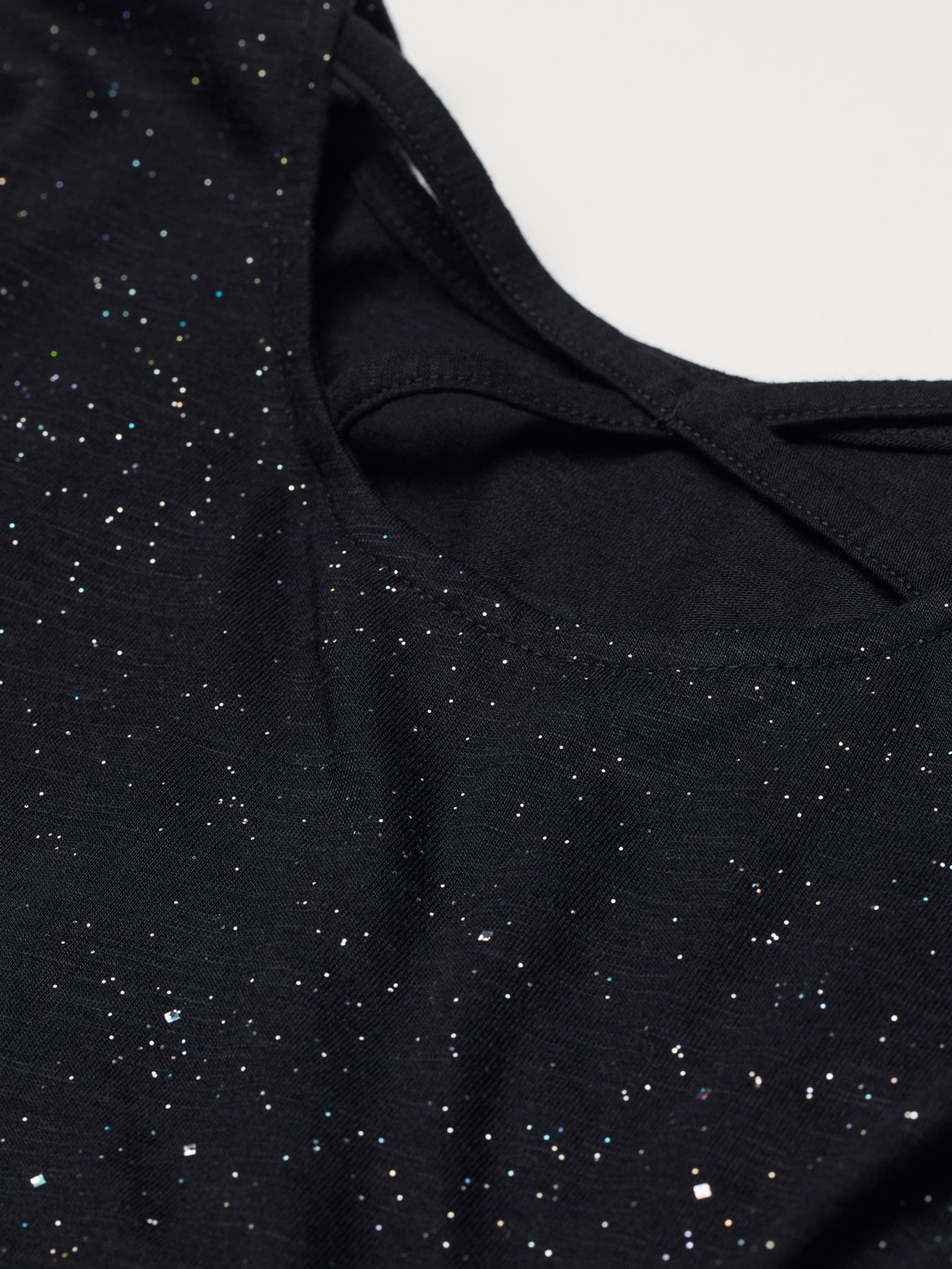 Лонгслив H&M модель 0887809_чорний комб. Фото