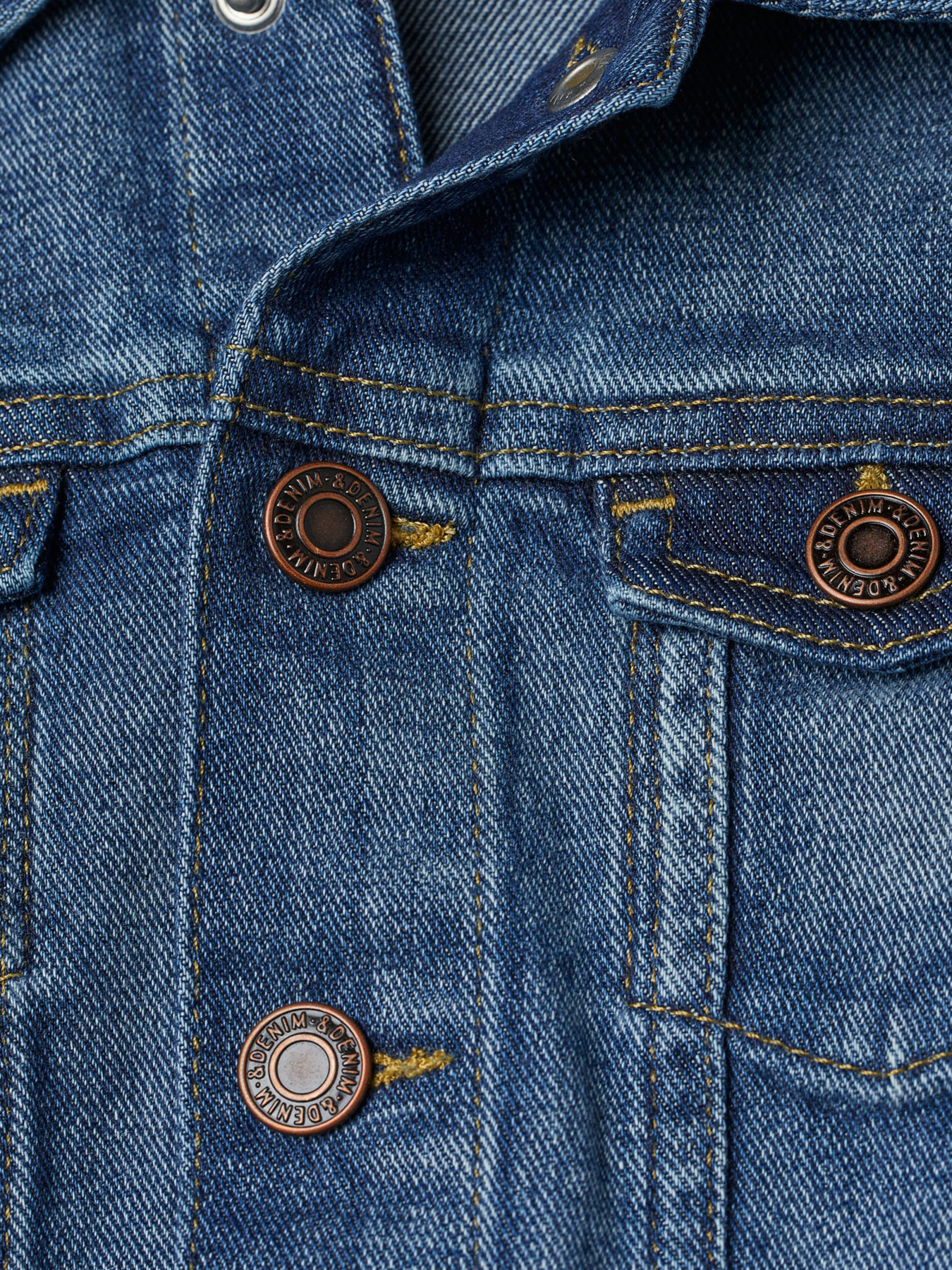 Джинсовая куртка H&M модель 0926210_т.синій Фото