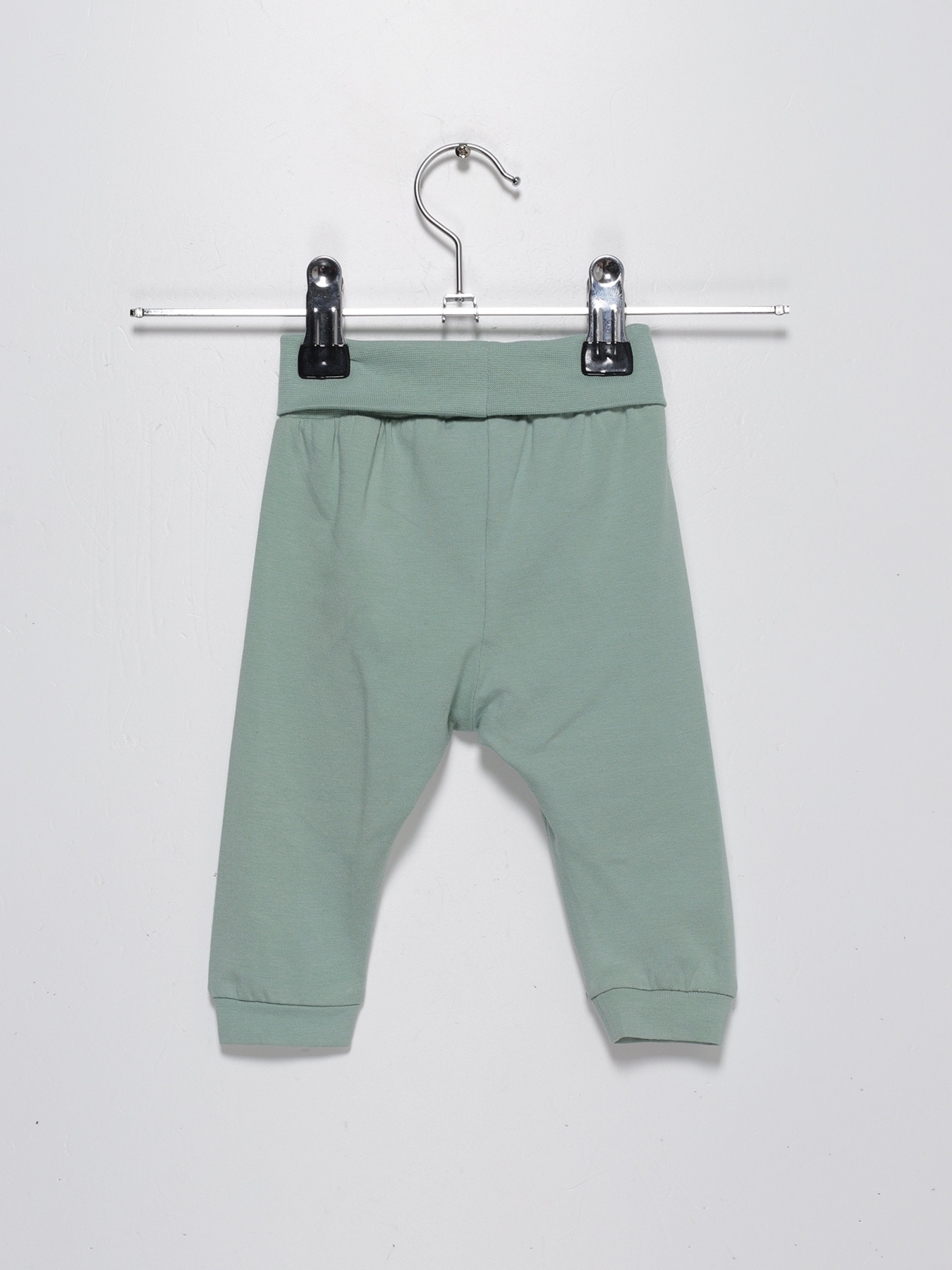 Брюки повседневные H&M модель 0453114_с.зелений Фото