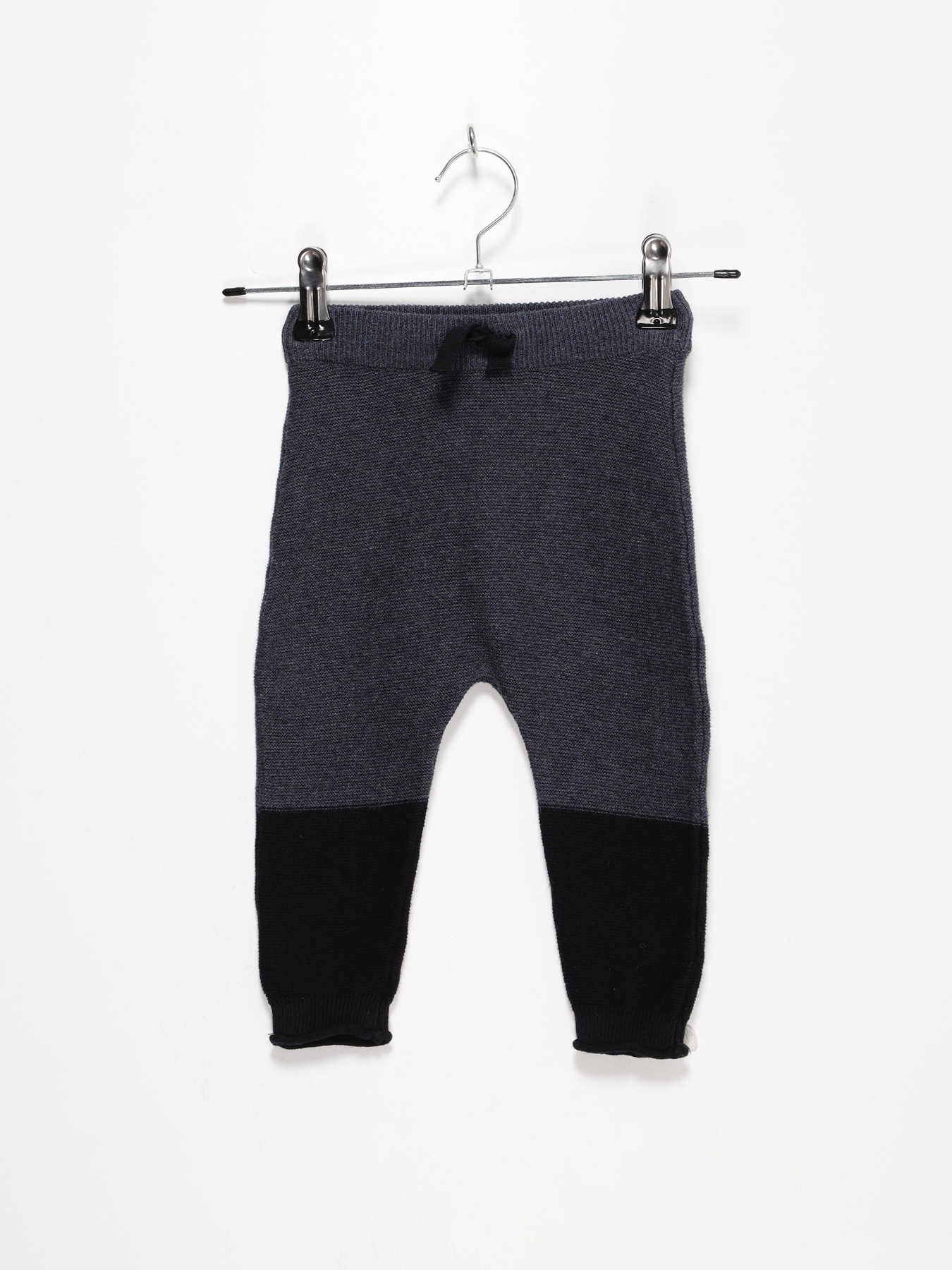 Брюки повседневные H&M модель 07437910_т.синій комб. Фото