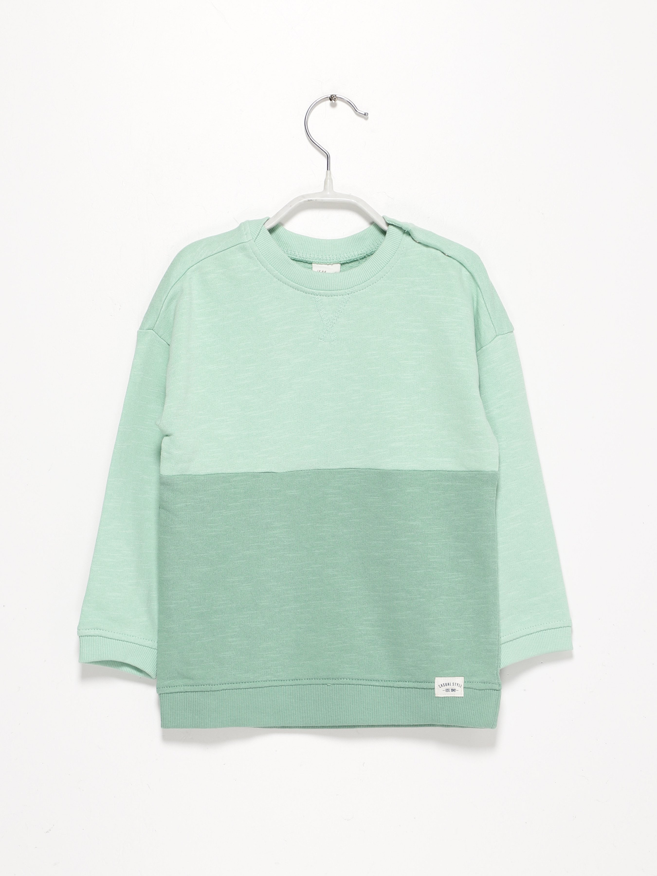 Свитшот H&M модель 0841558_с.зелений комб. Свитшот H&M модель 0841558_с.зелений комб. Фото